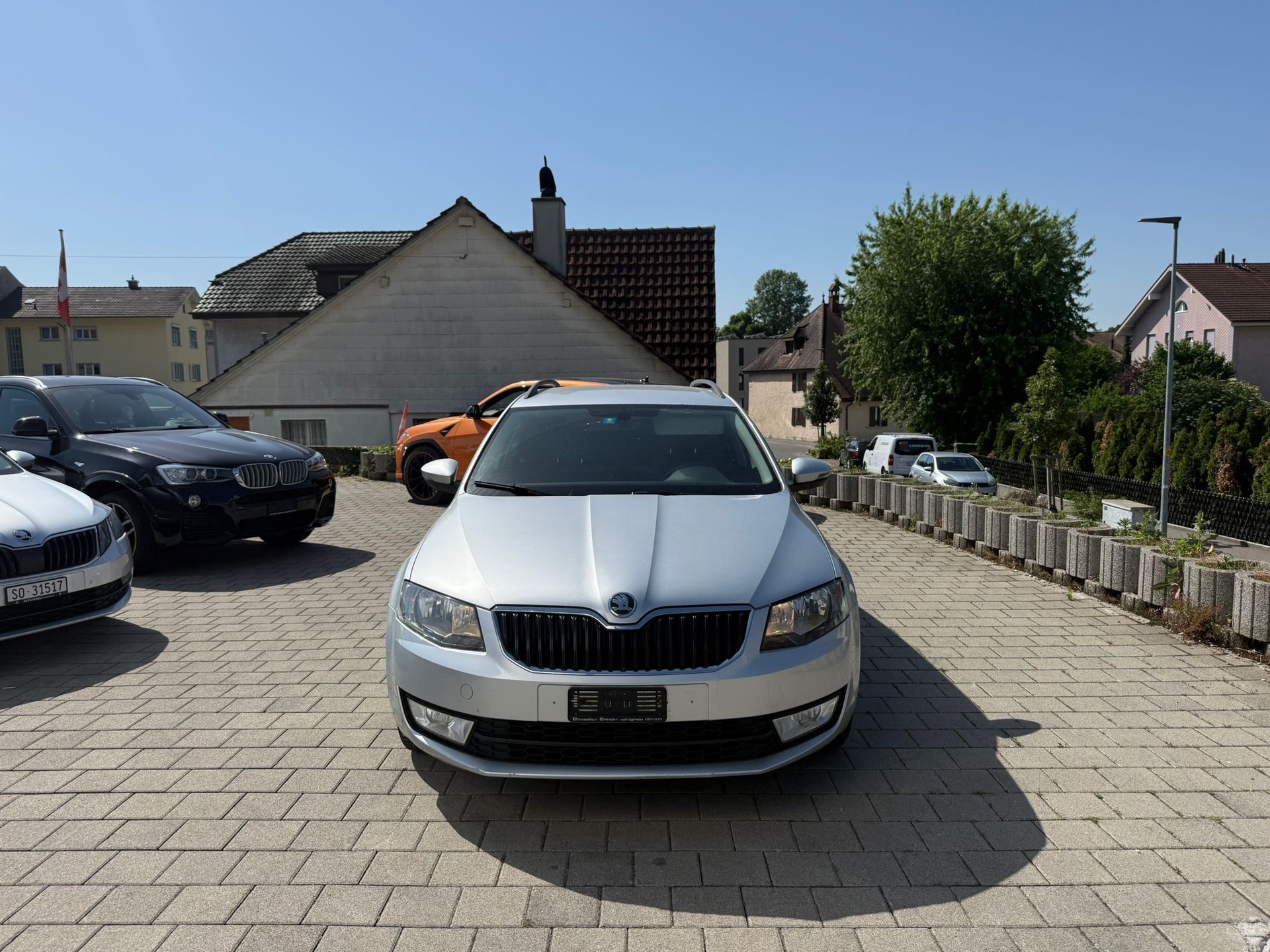 SKODA Octavia Combi 2.0 TDI Elegance DSG-image-0