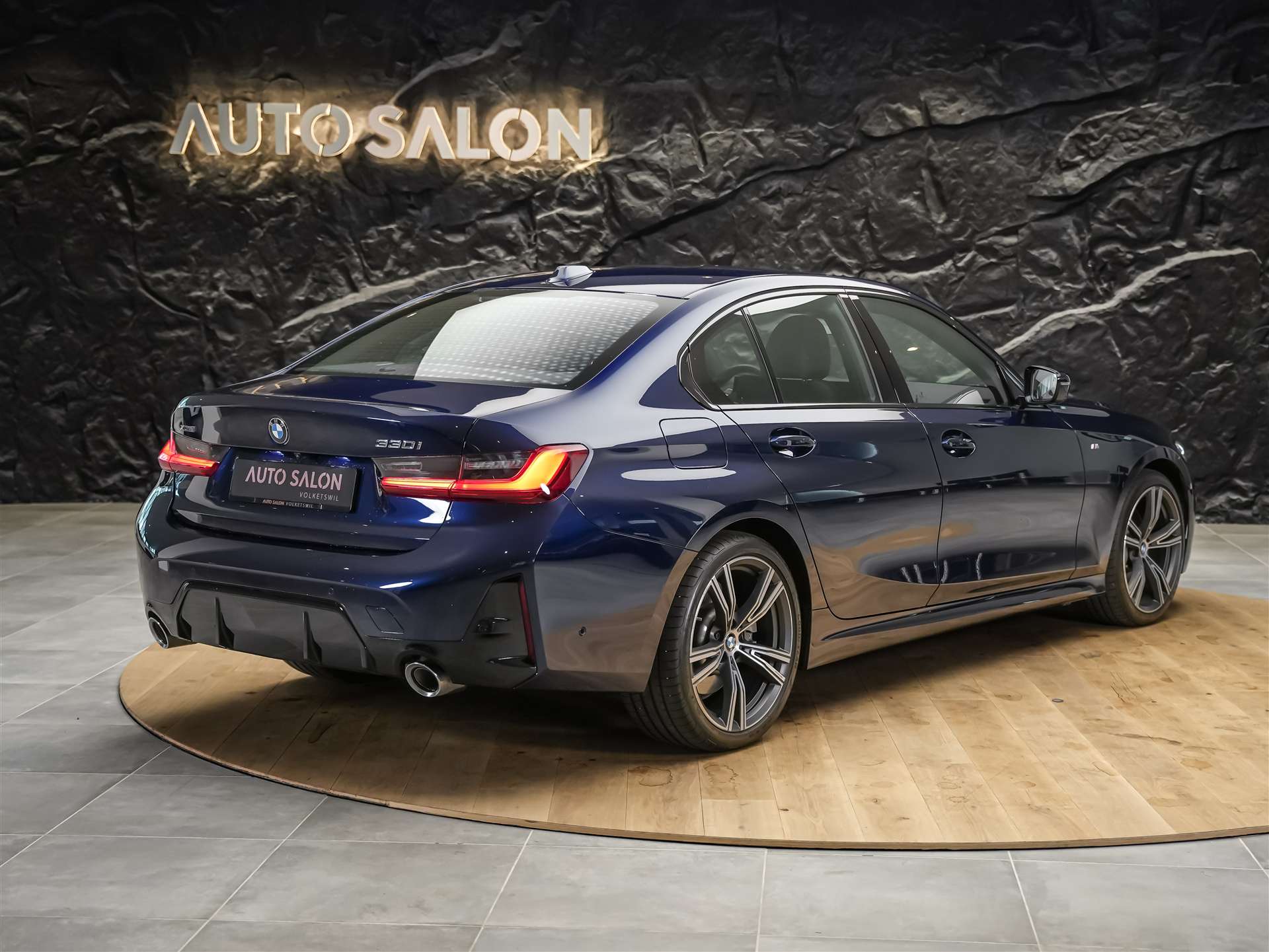 BMW 330i xDrive Steptronic M Sport *Leder*El. Sitze*Head-Up*360° Kamera*-image-4