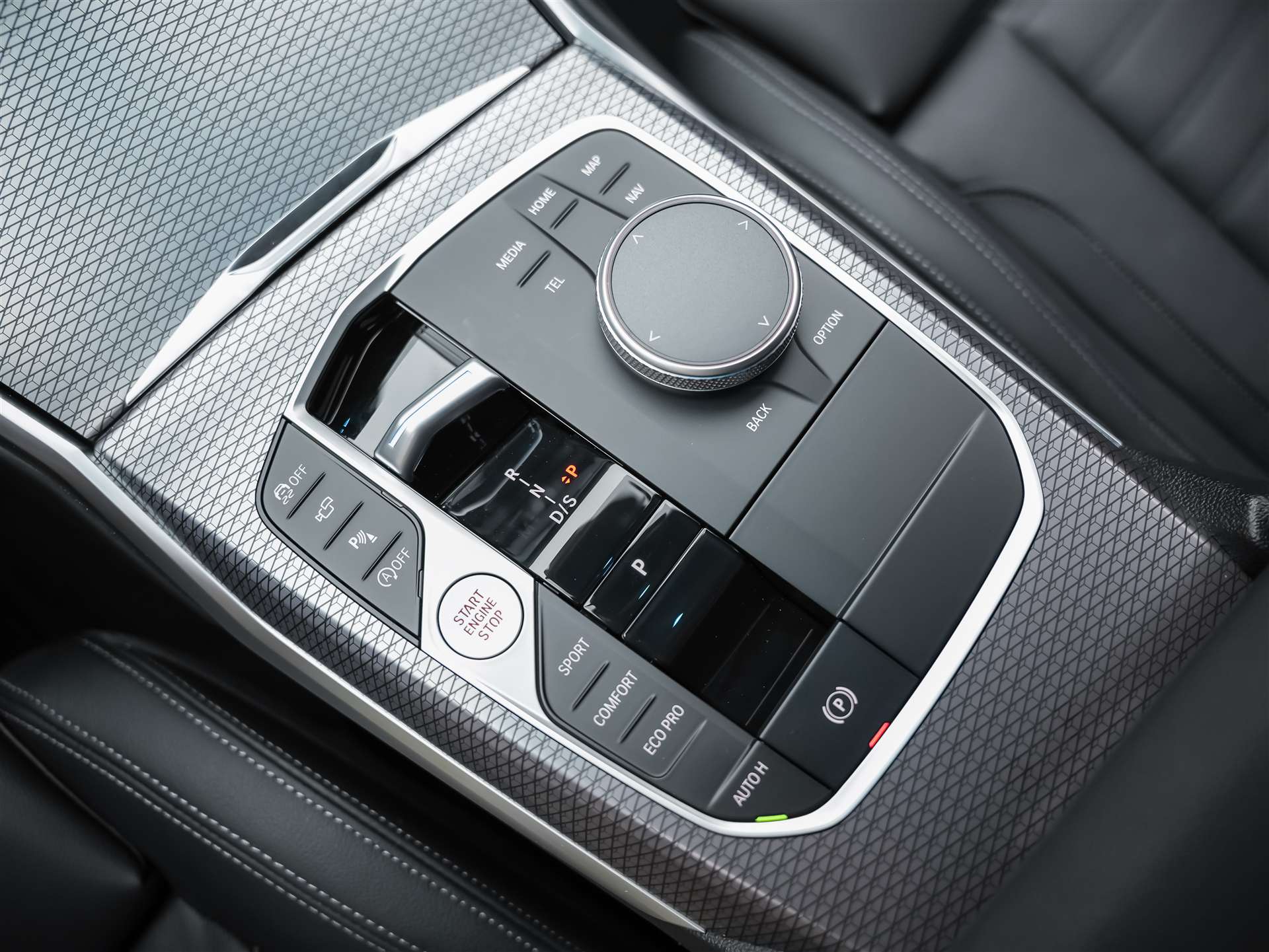 BMW 330i xDrive Steptronic M Sport *Leder*El. Sitze*Head-Up*360° Kamera*-image-20