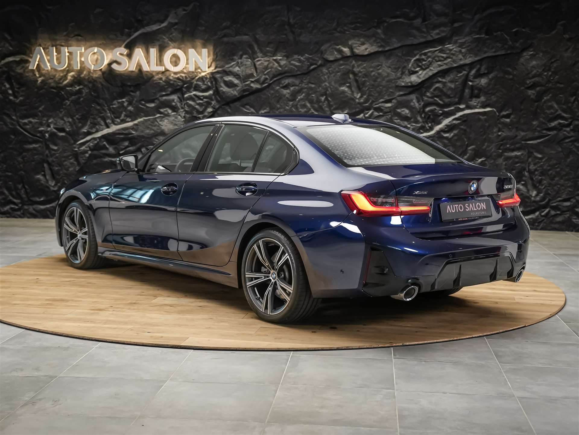 BMW 330i xDrive Steptronic M Sport *Leder*El. Sitze*Head-Up*360° Kamera*-image-3