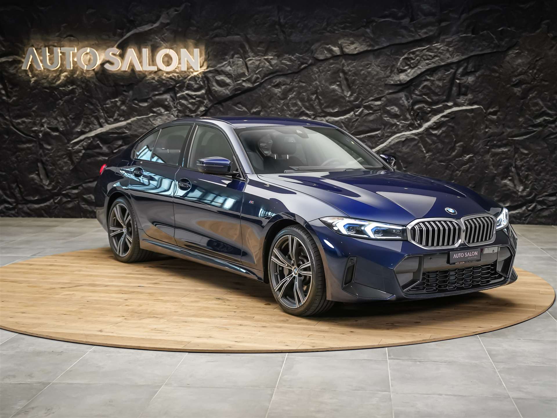 BMW 330i xDrive Steptronic M Sport *Leder*El. Sitze*Head-Up*360° Kamera*-image-5