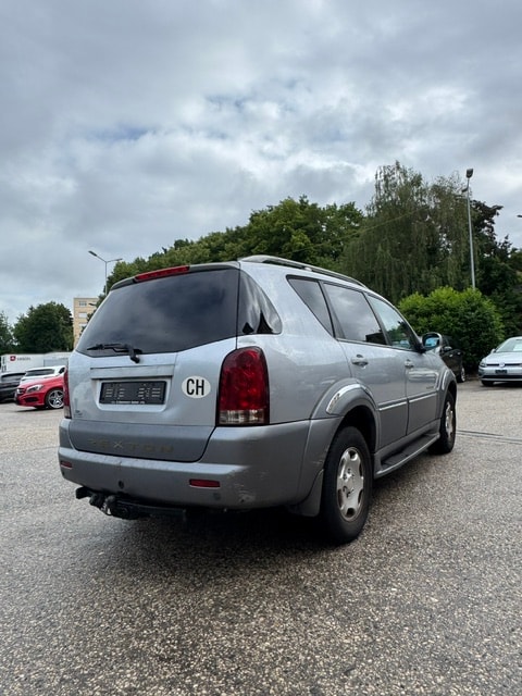 KGM-SsangYong Rexton RX 270 Xdi-image-4