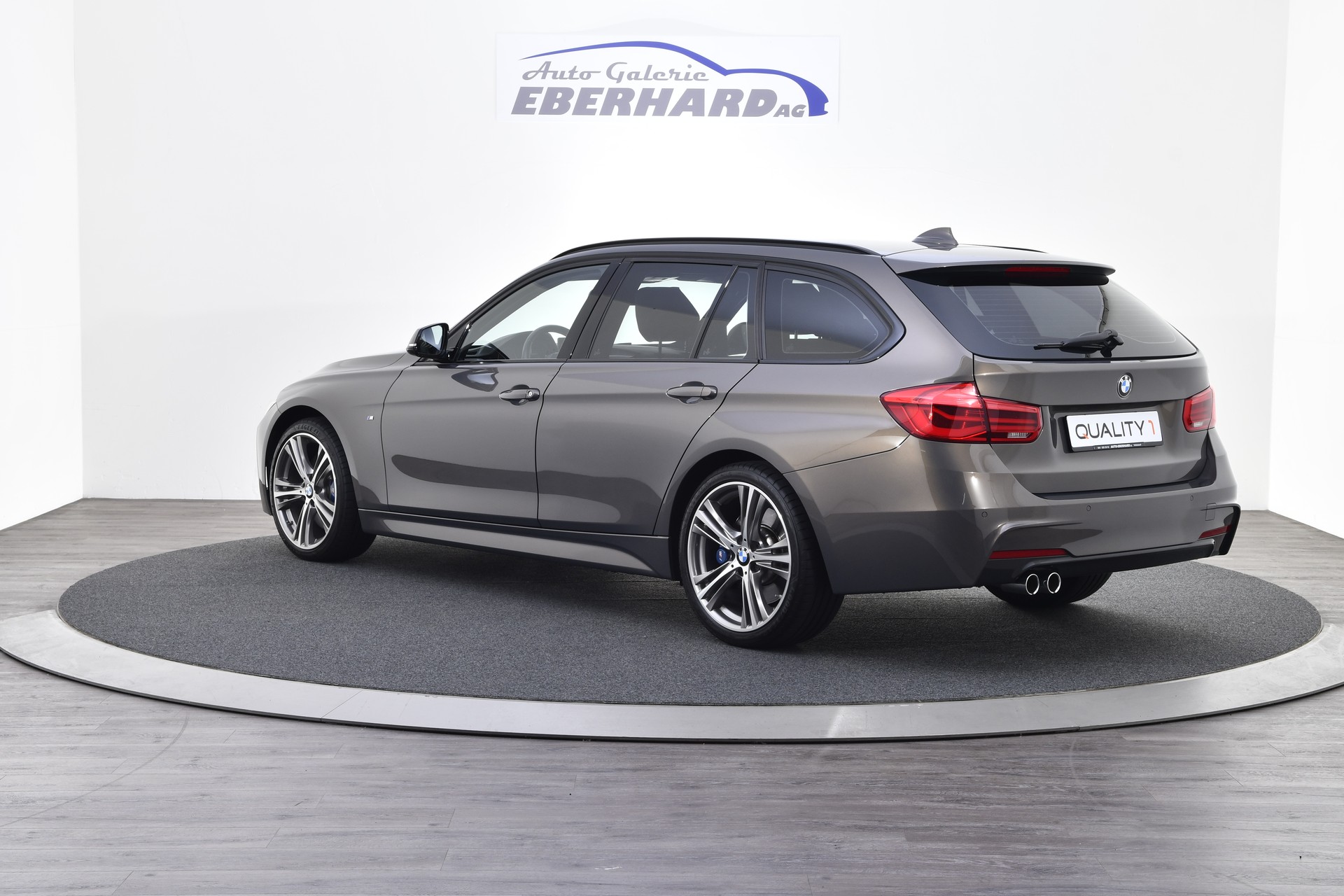 BMW 330d xDrive Touring M Sport Line Steptronic-showroom-element-2