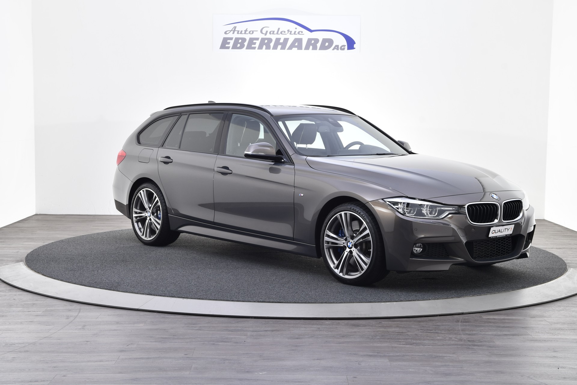 BMW 330d xDrive Touring M Sport Line Steptronic-image-6