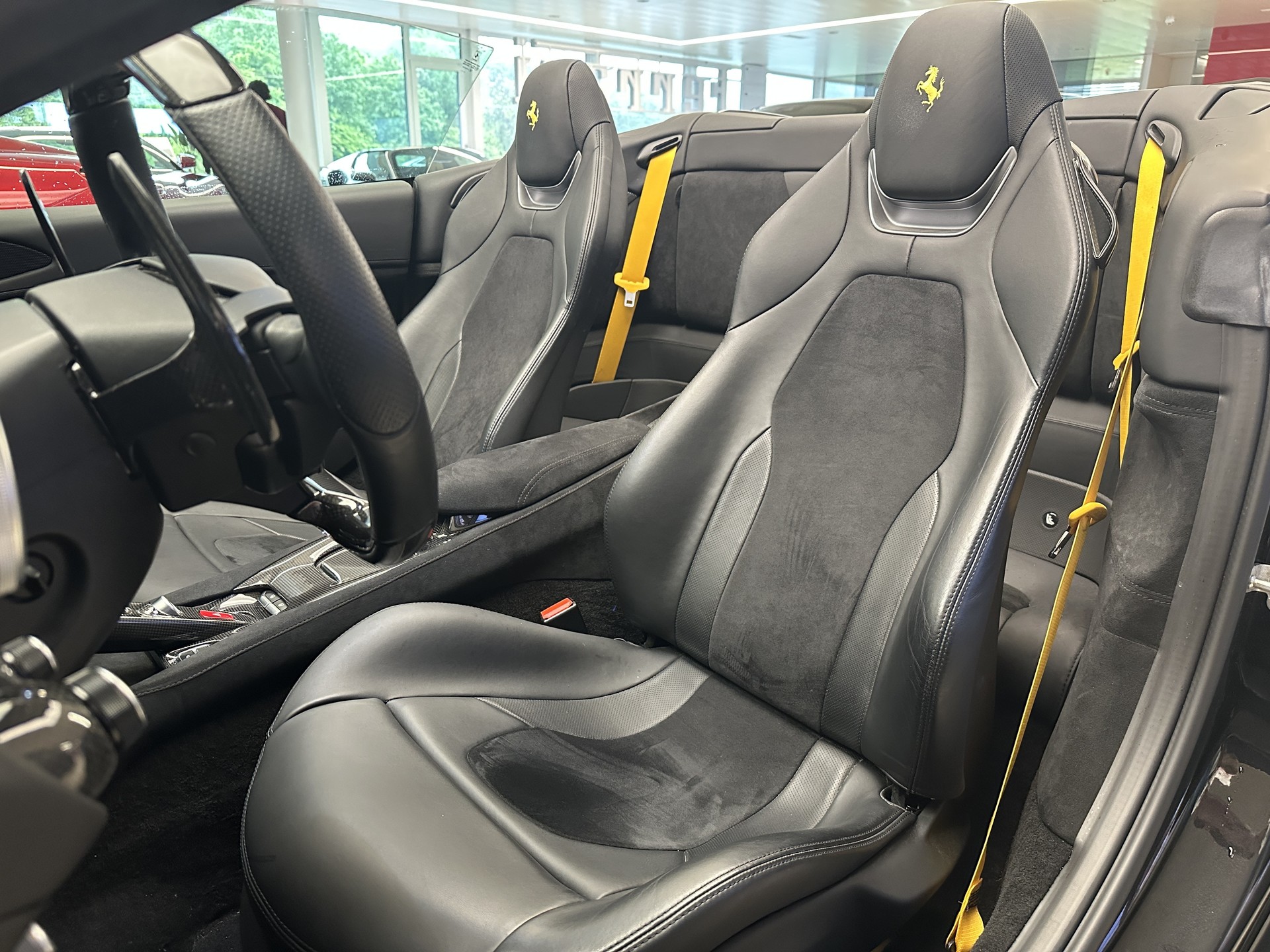 FERRARI Portofino 3.9 V8 T-image-12