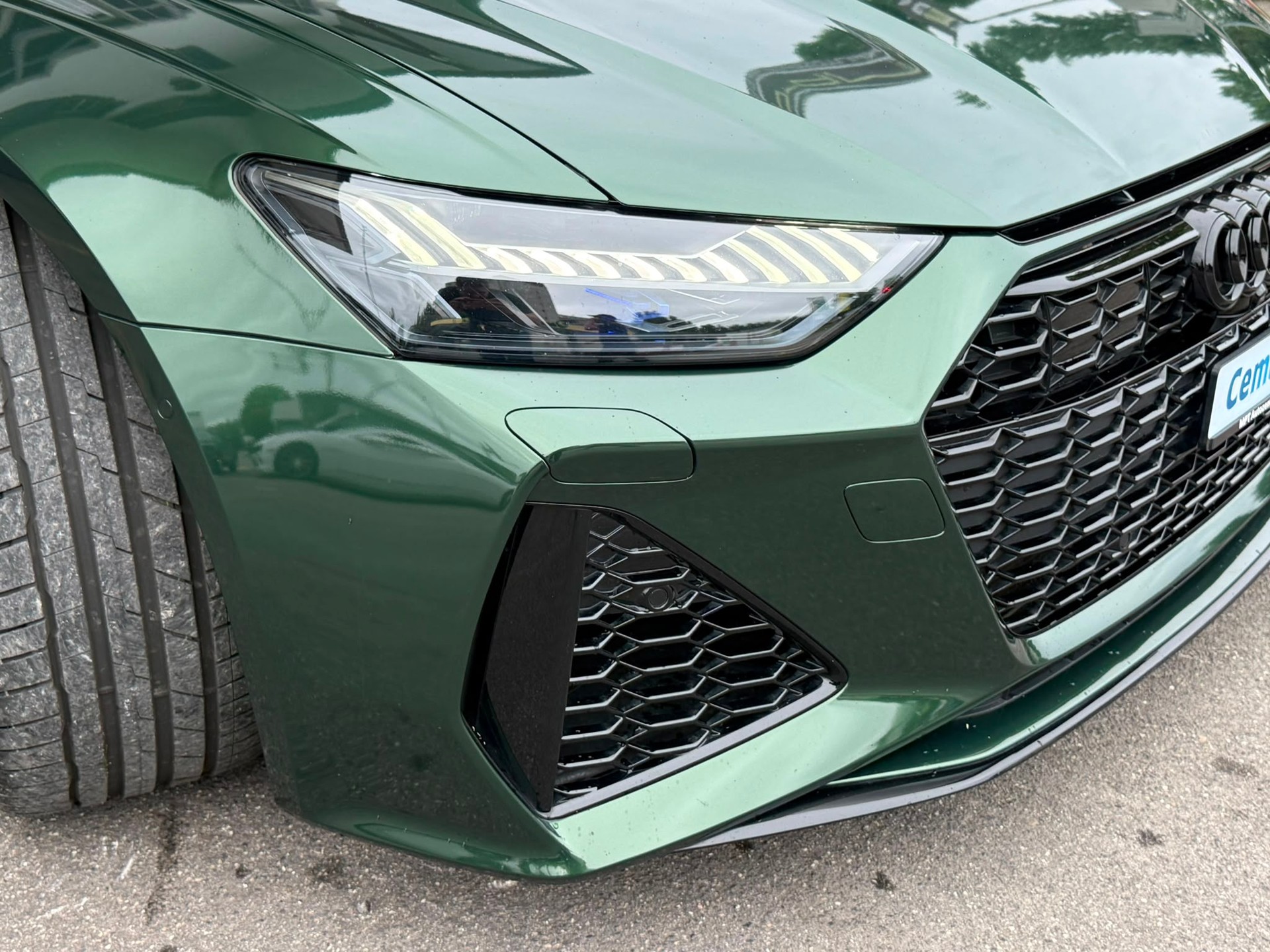 AUDI RS6 Avant 4.0 TFSI V8 quattro-image-8