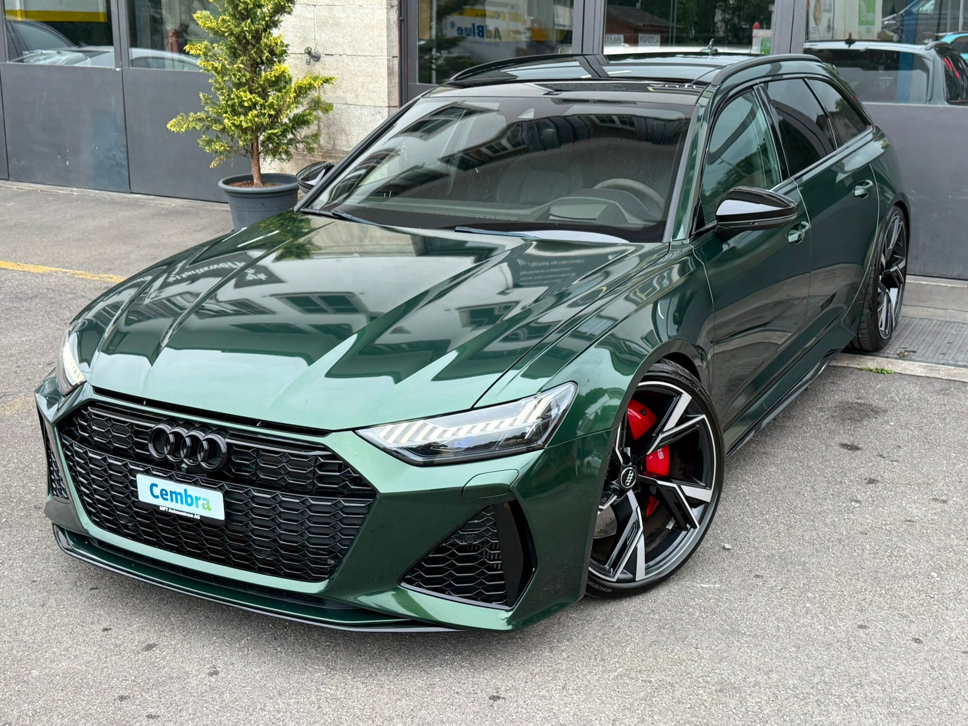 AUDI RS6 Avant 4.0 TFSI V8 quattro-image-7