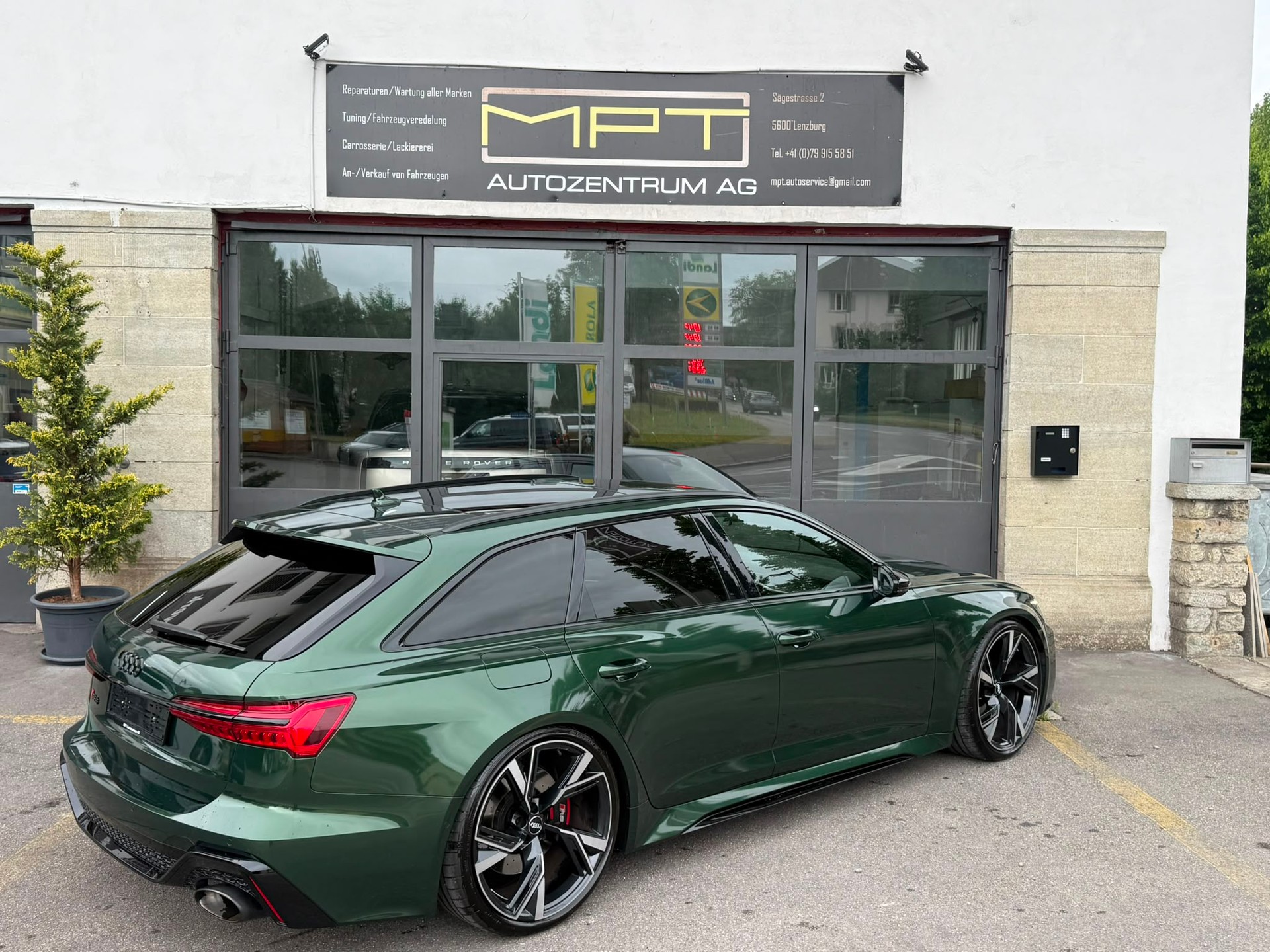 AUDI RS6 Avant 4.0 TFSI V8 quattro-image-4