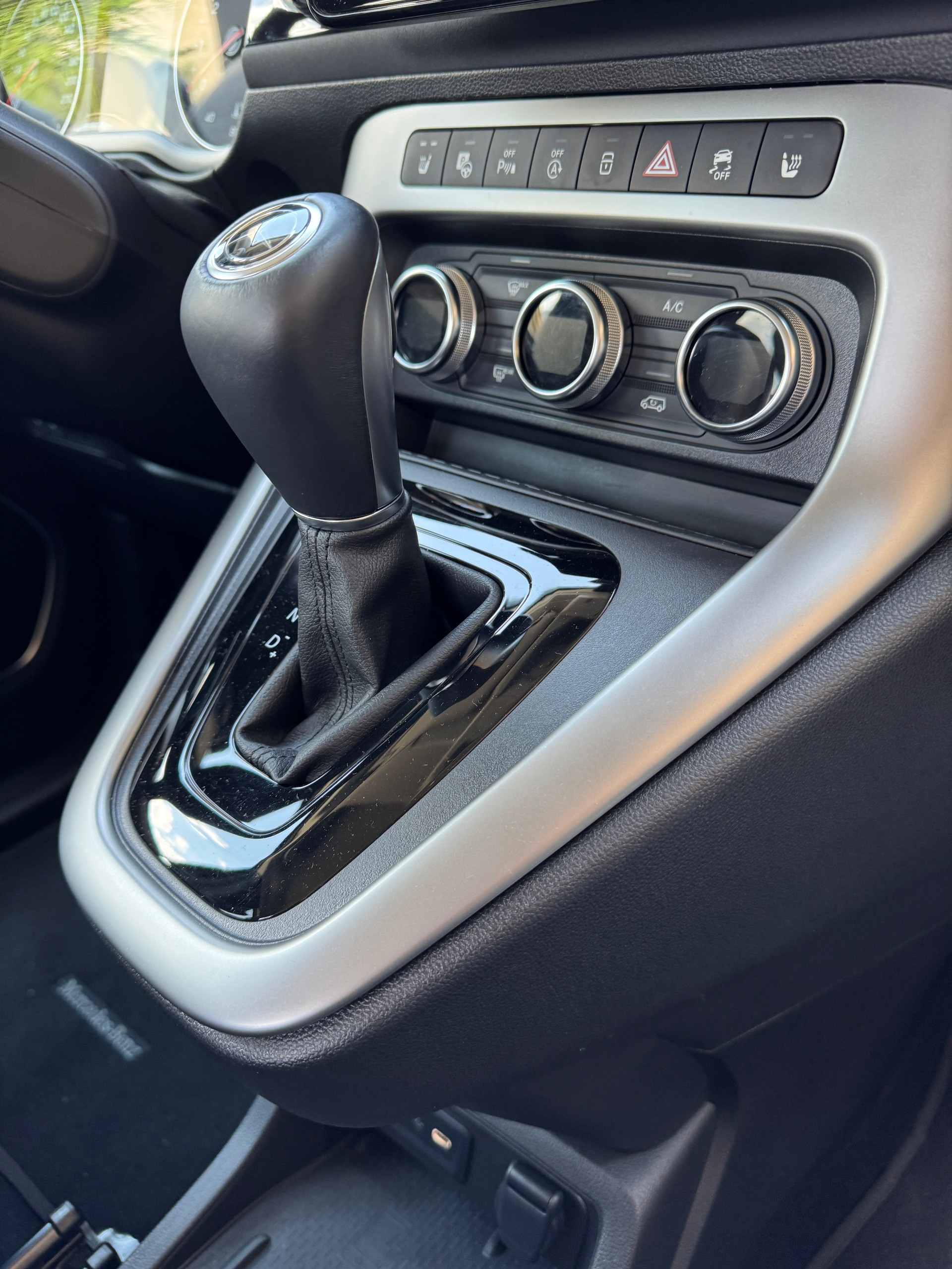 MERCEDES-BENZ T-Klasse 180 Progressive Automat-image-4