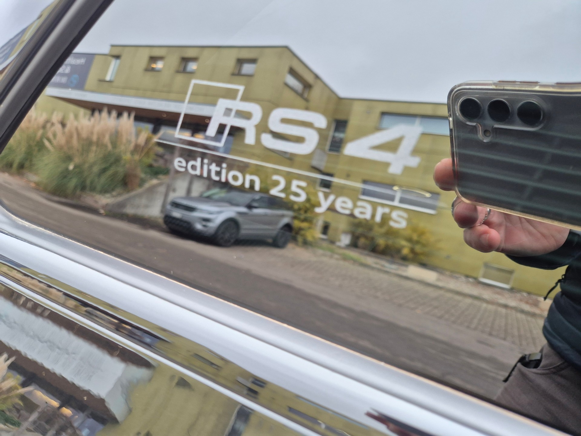 AUDI RS4 Avant 25 year edition quattro tiptronic-image-25