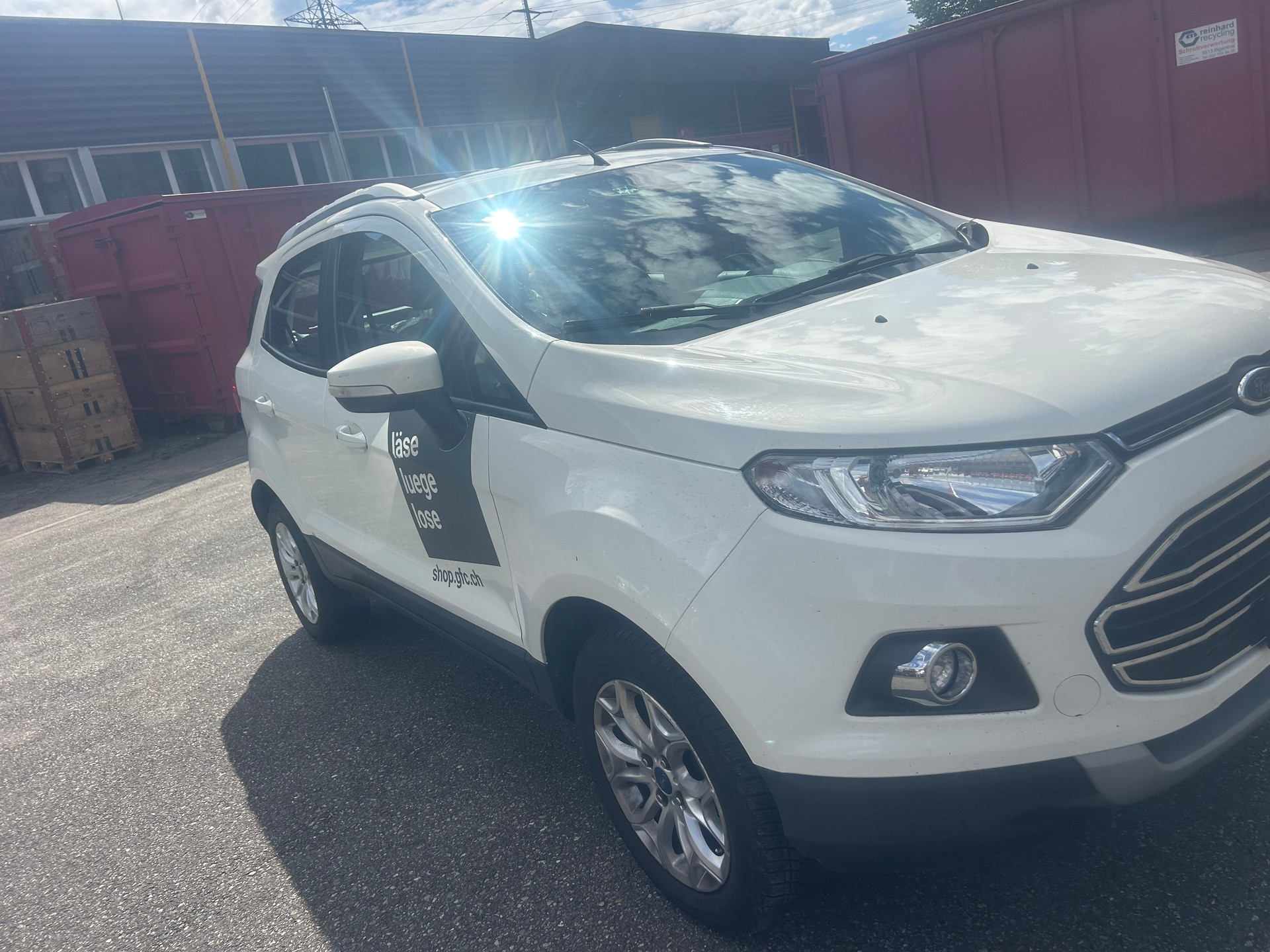 FORD EcoSport 1.5 TDCi Titanium-image-2