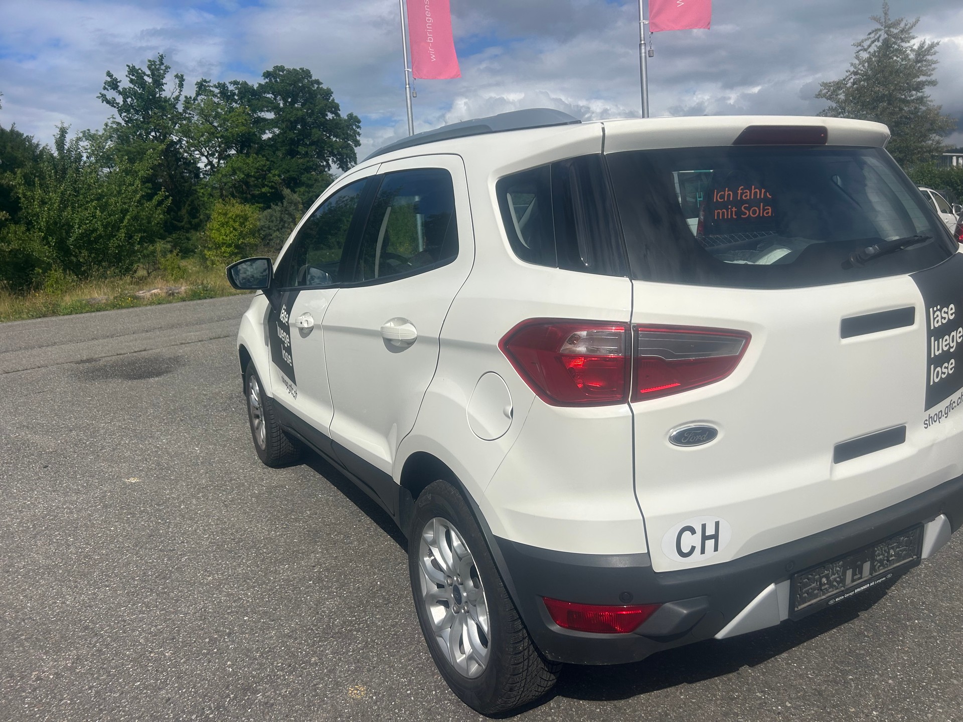 FORD EcoSport 1.5 TDCi Titanium-image-3