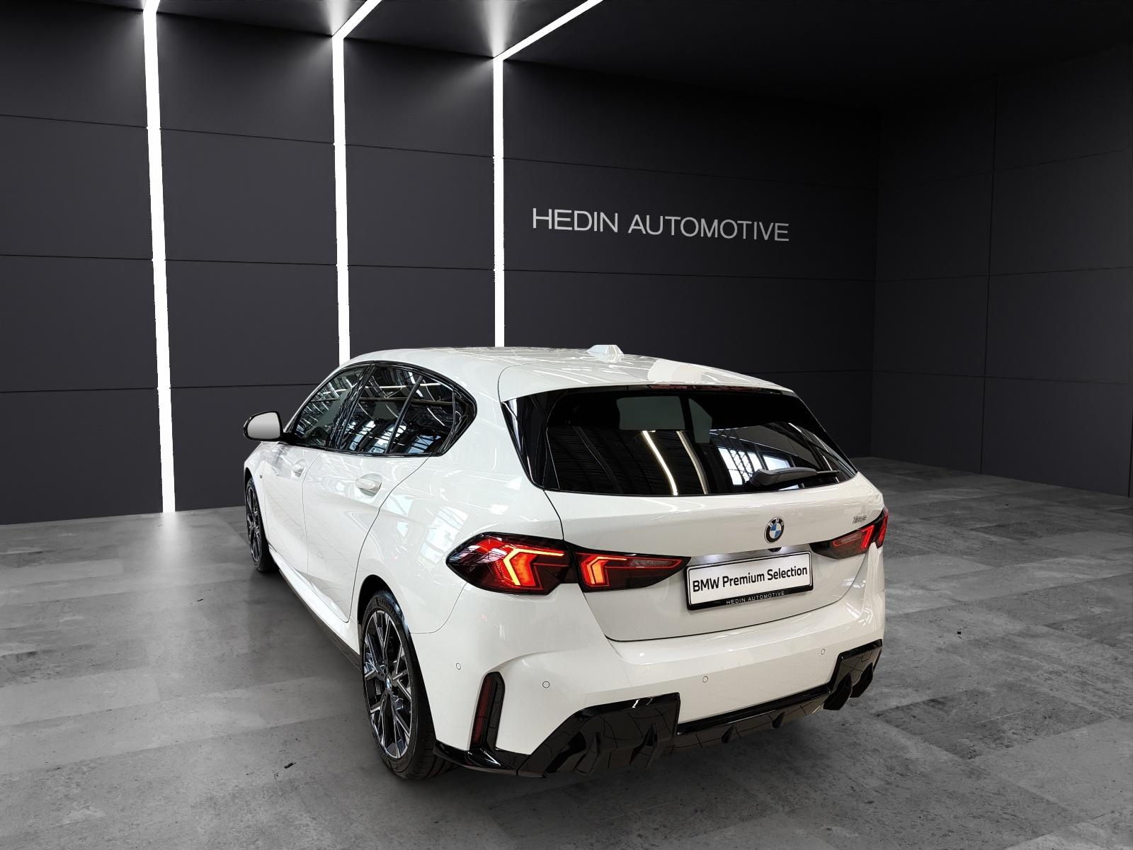 BMW 123 xDrive M Sport-showroom-element-2