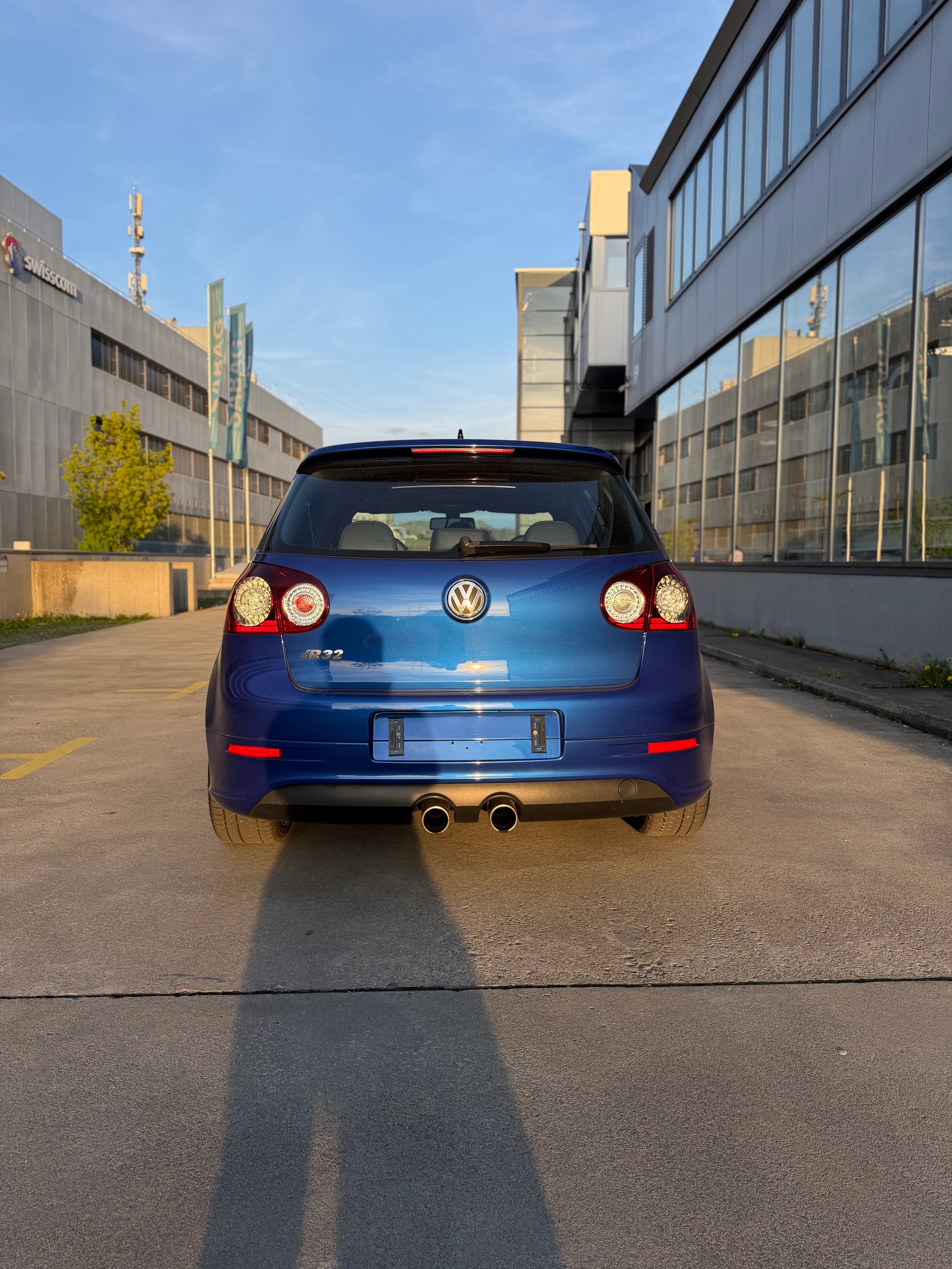 VW Golf R32 4Motion-image-3