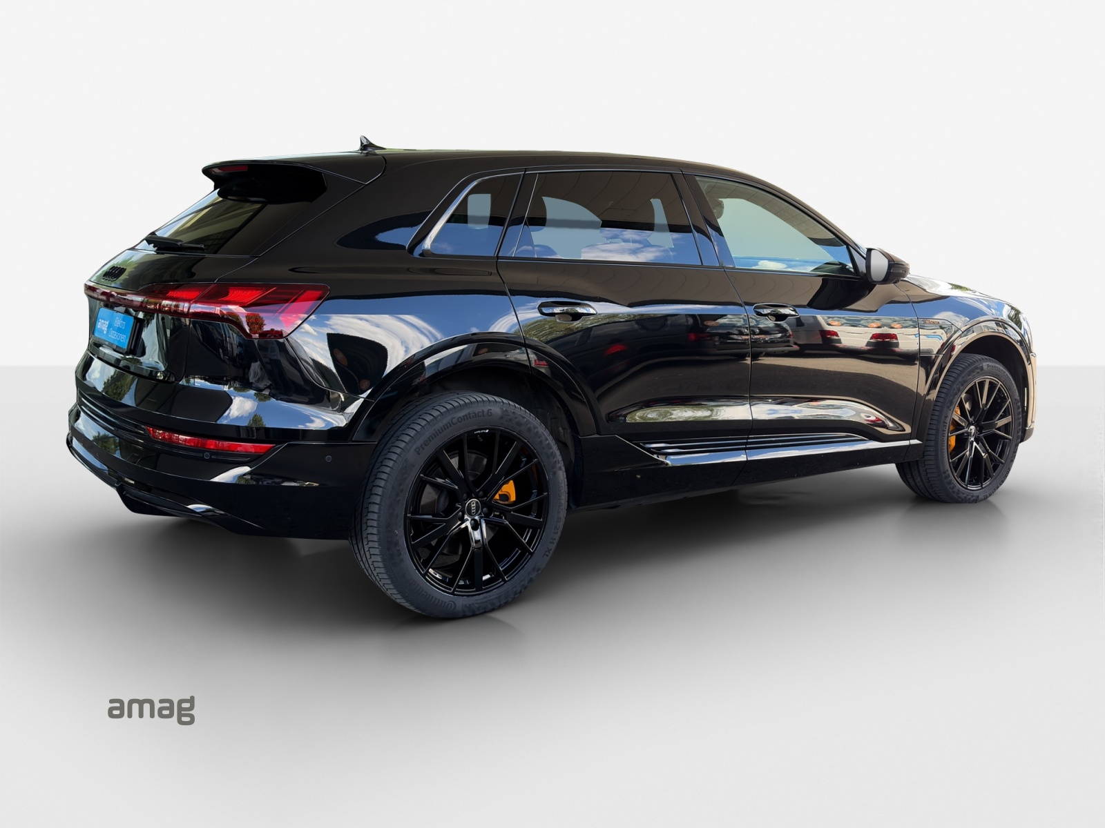 AUDI e-tron 55 S Line Black Edition quattro-image-5