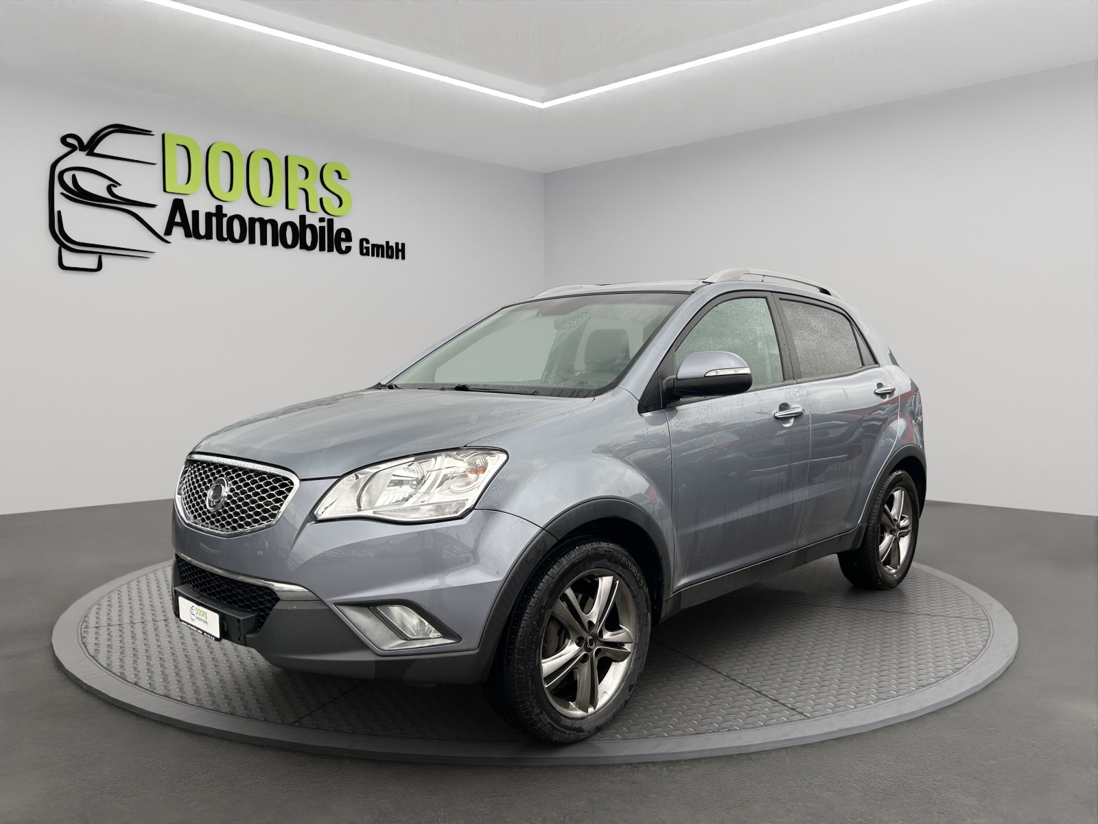 KGM-SsangYong Korando 2.0 e-XDI Quartz 4WD Automatic-image-2