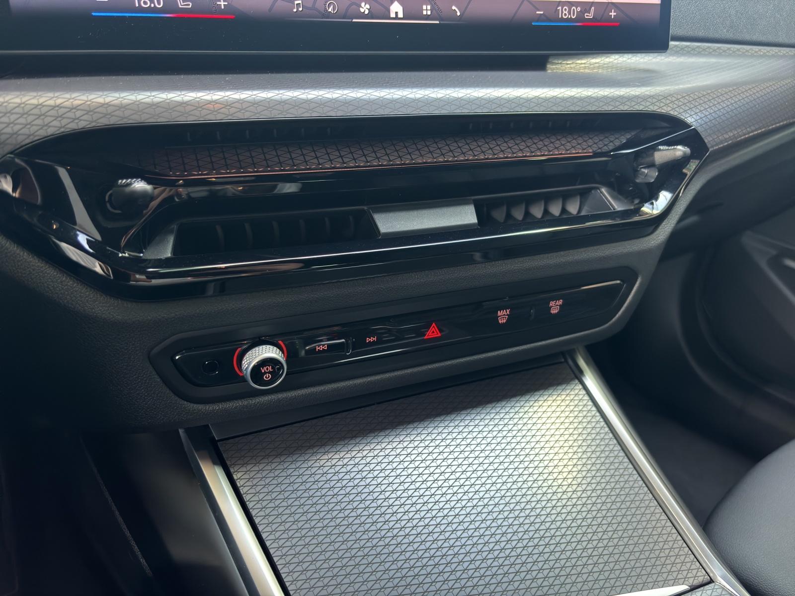 BMW 320d xDrive SAG Touring-image-20
