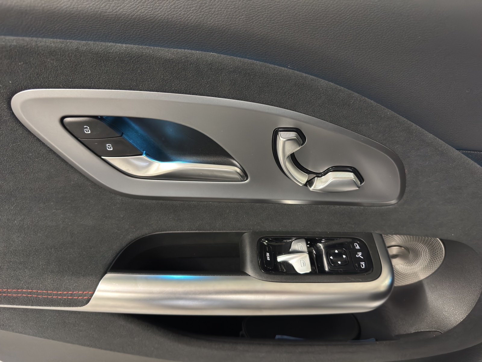 MERCEDES-BENZ CLA 350 AMG Line 4Matic EQ-image-6