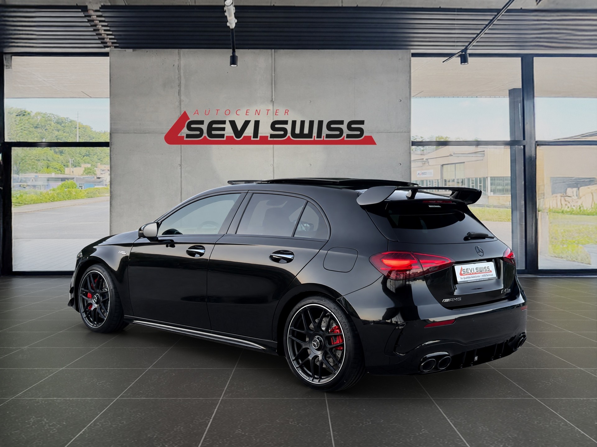 MERCEDES-BENZ A AMG 45 S 4Matic+ 8G-DCT*Frisch ab MFK,inkl. Gratis Service 5 Jahre oder 80'000km*-showroom-element-3