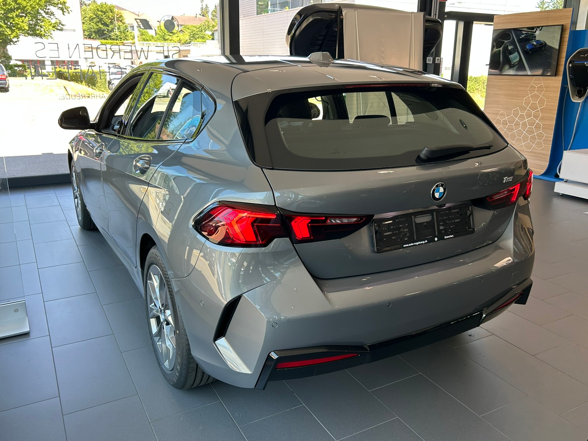 BMW 116 Steptronic-image-8