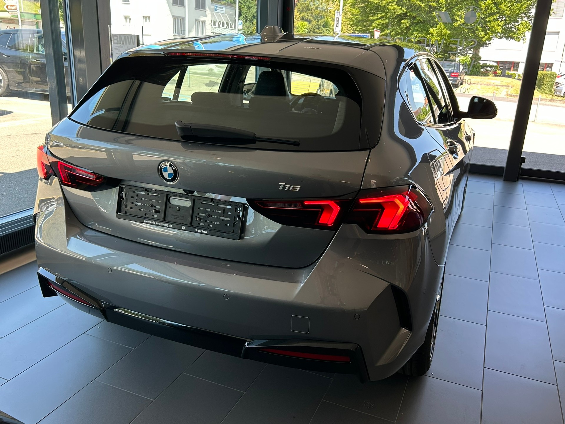 BMW 116 Steptronic-image-10