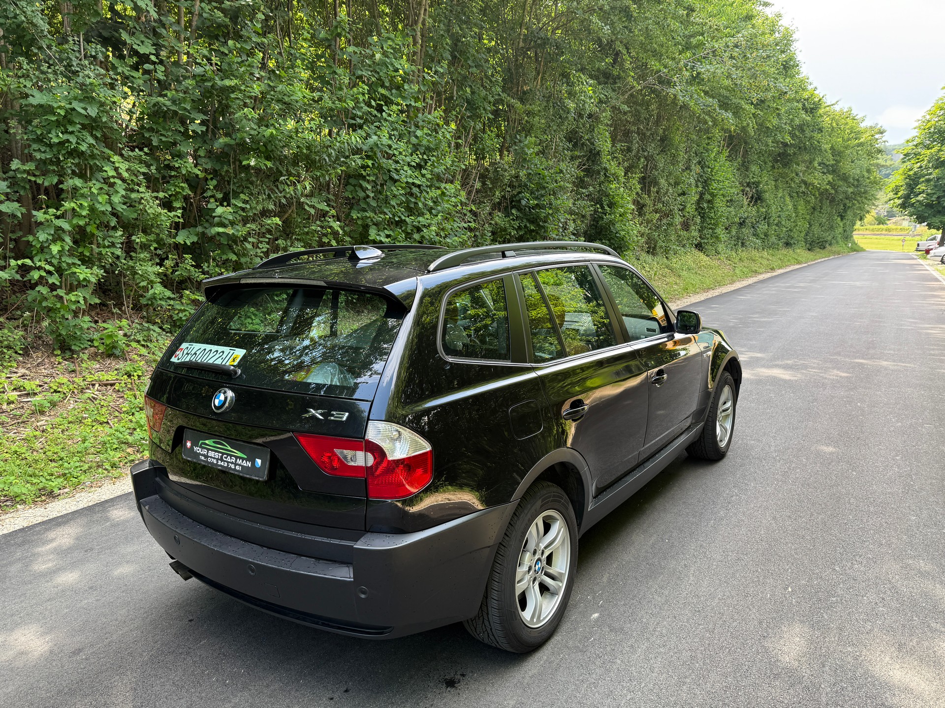 BMW X3 3.0i-image-6