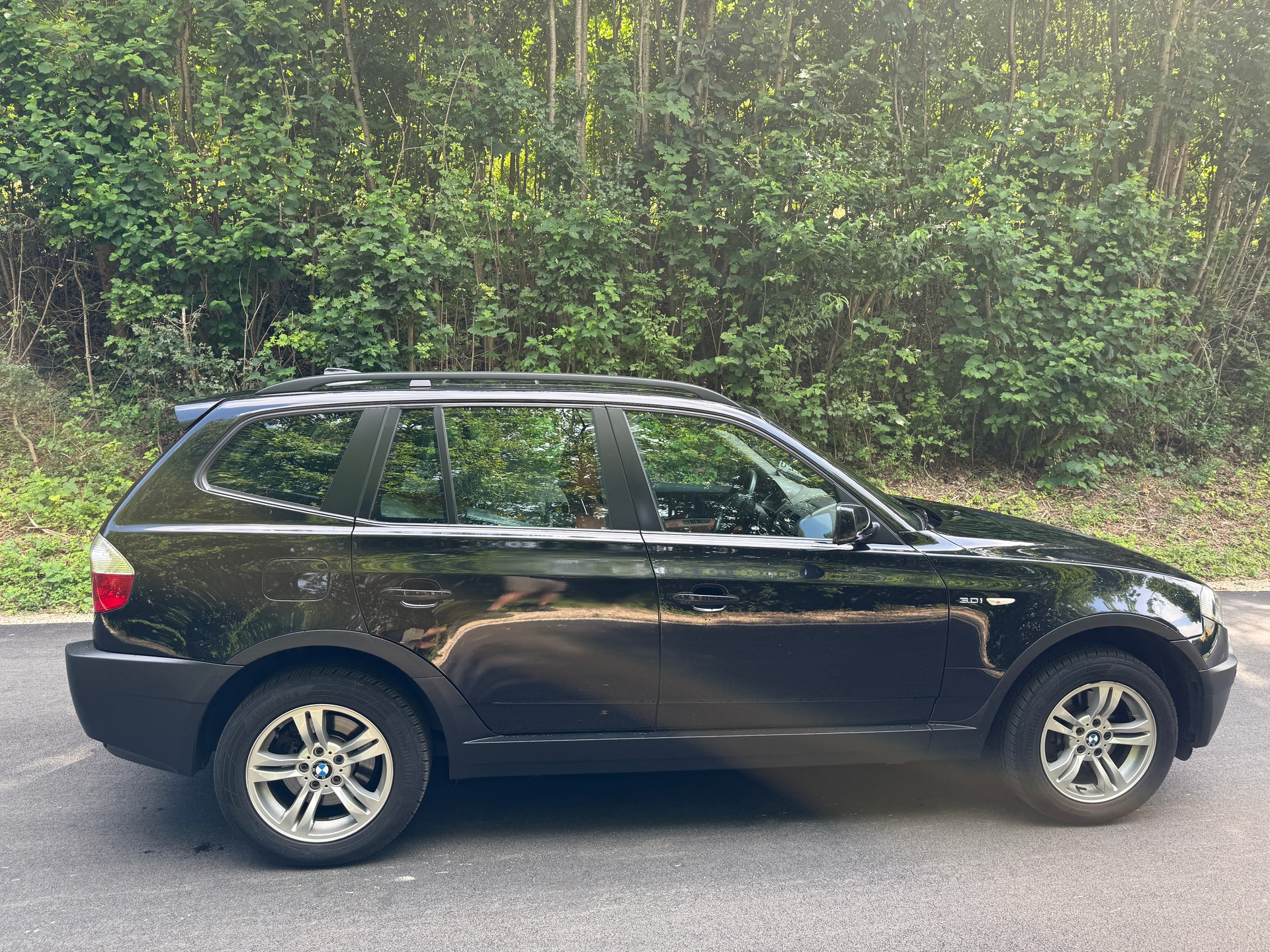 BMW X3 3.0i-image-7