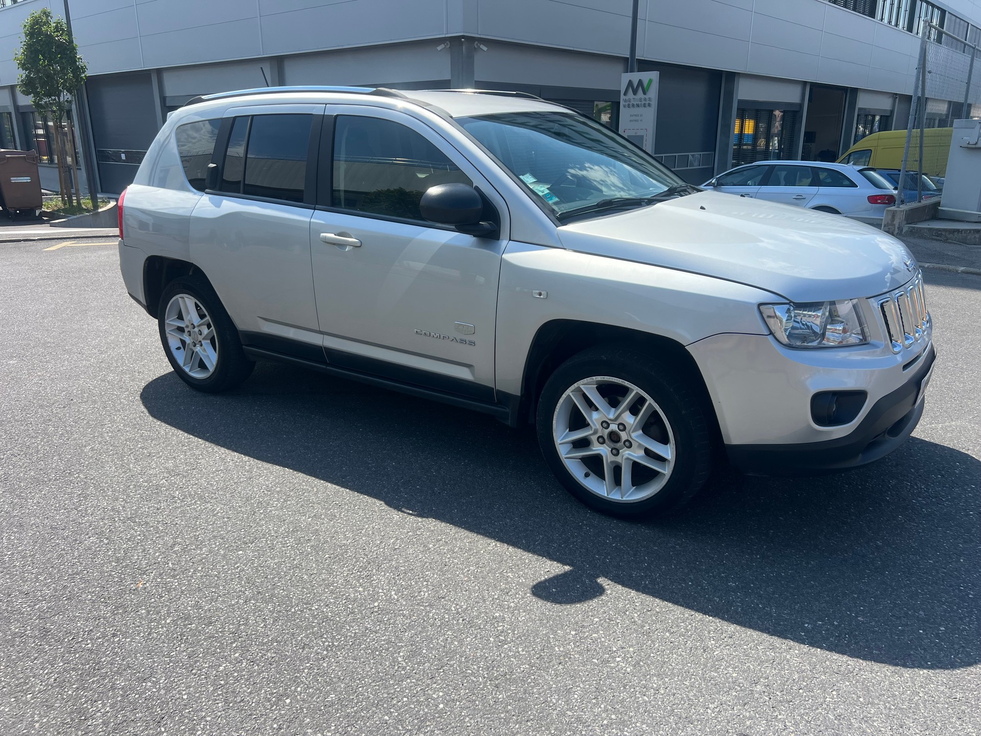 JEEP Compass 2.2 CRD Limited-image-7