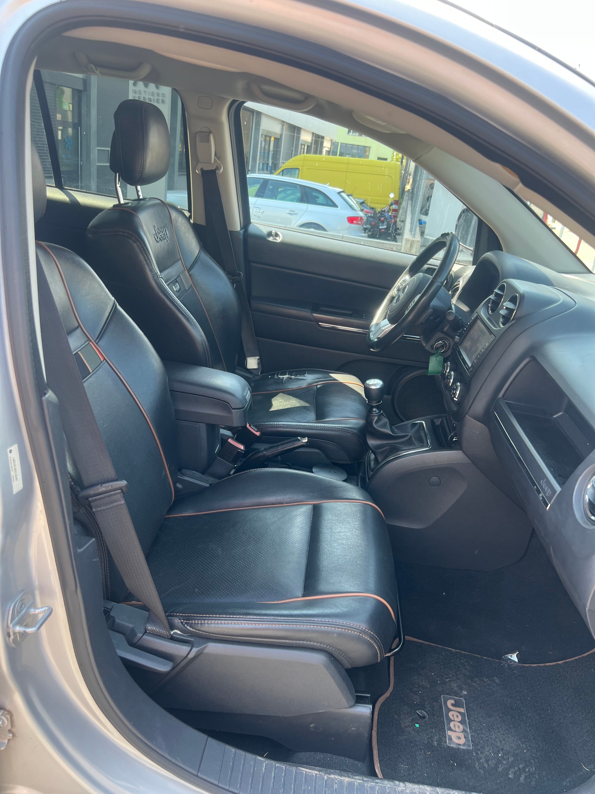 JEEP Compass 2.2 CRD Limited-image-13