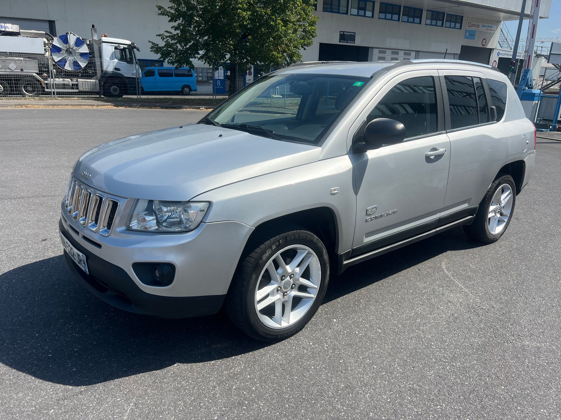 JEEP Compass 2.2 CRD Limited-image-0