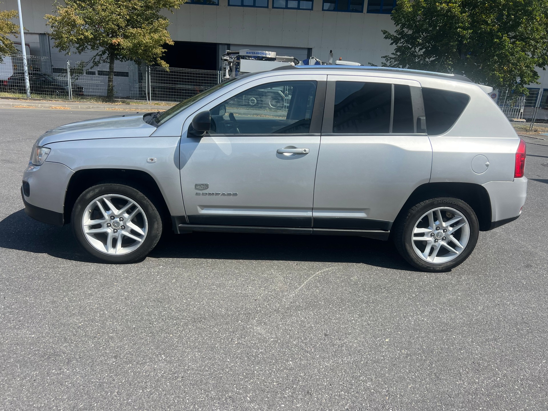 JEEP Compass 2.2 CRD Limited-image-2