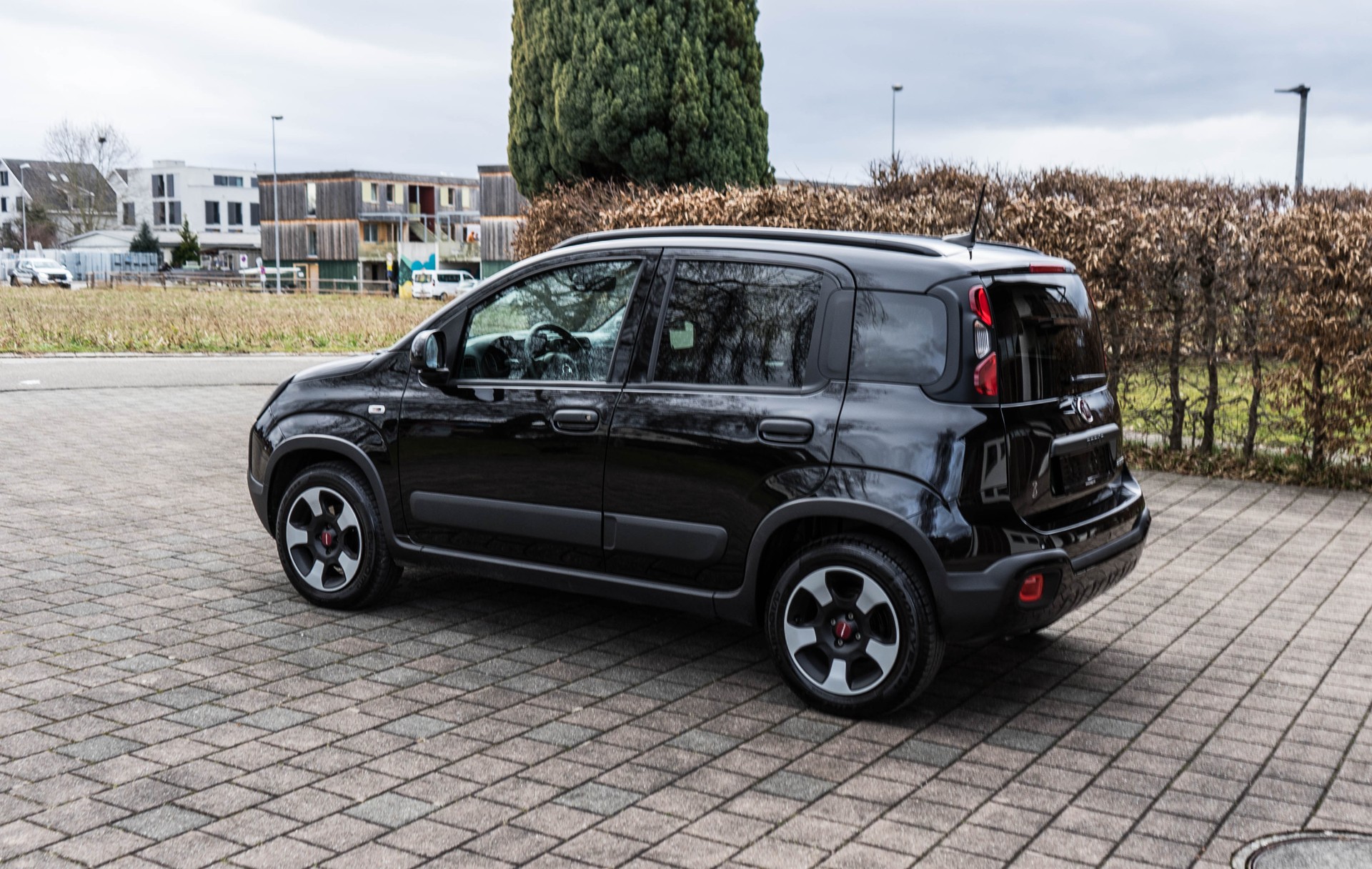 FIAT Panda 1.0 MHEV Cross-image-6
