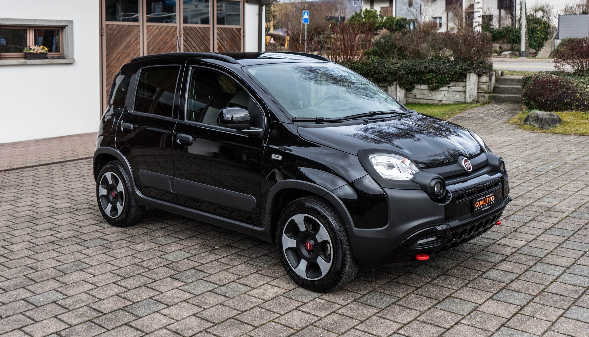 FIAT Panda 1.0 MHEV Cross-image-2