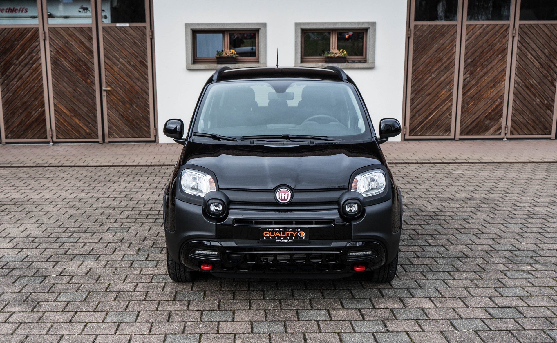 FIAT Panda 1.0 MHEV Cross-image-1