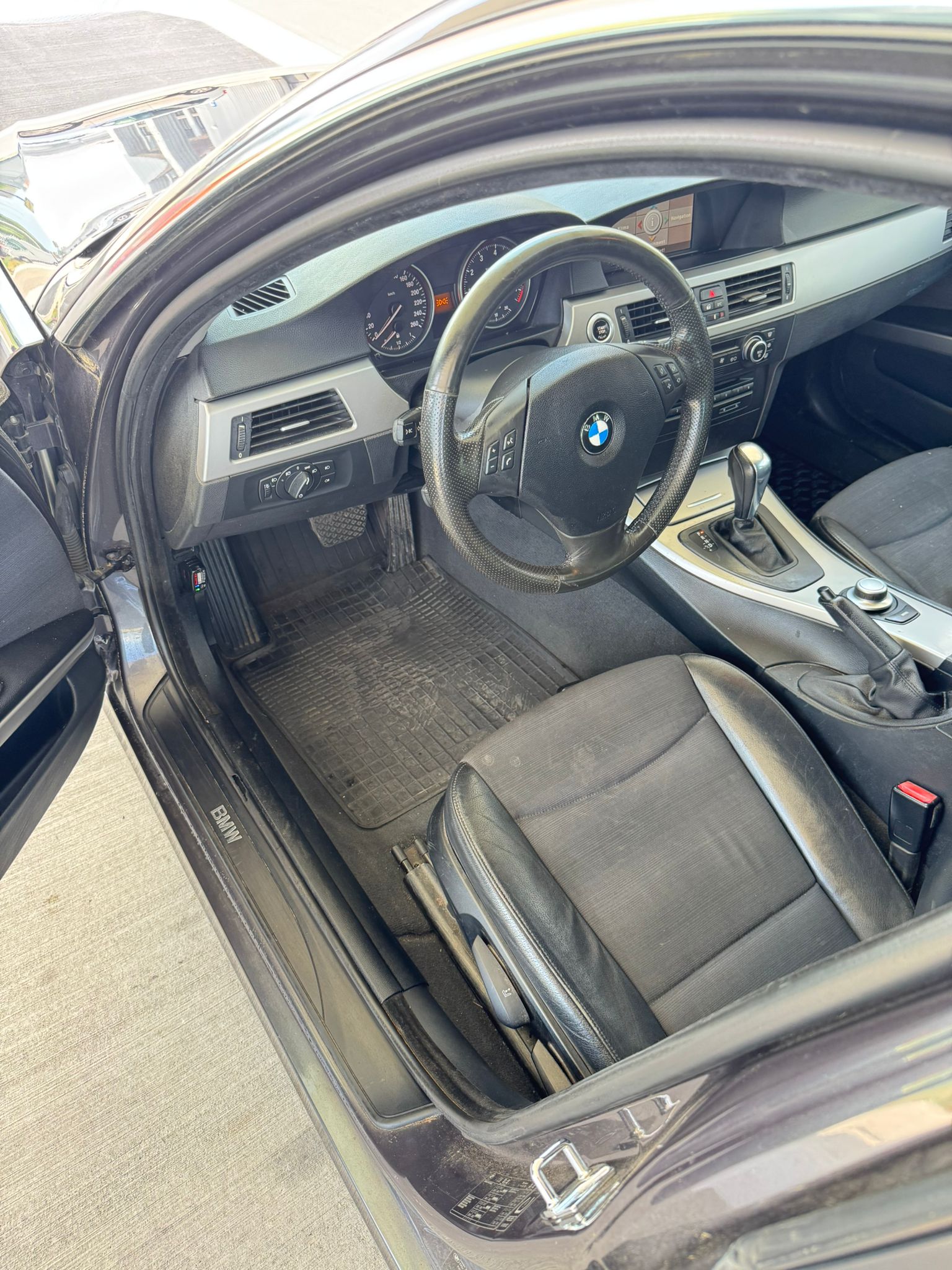 BMW 325-image-5