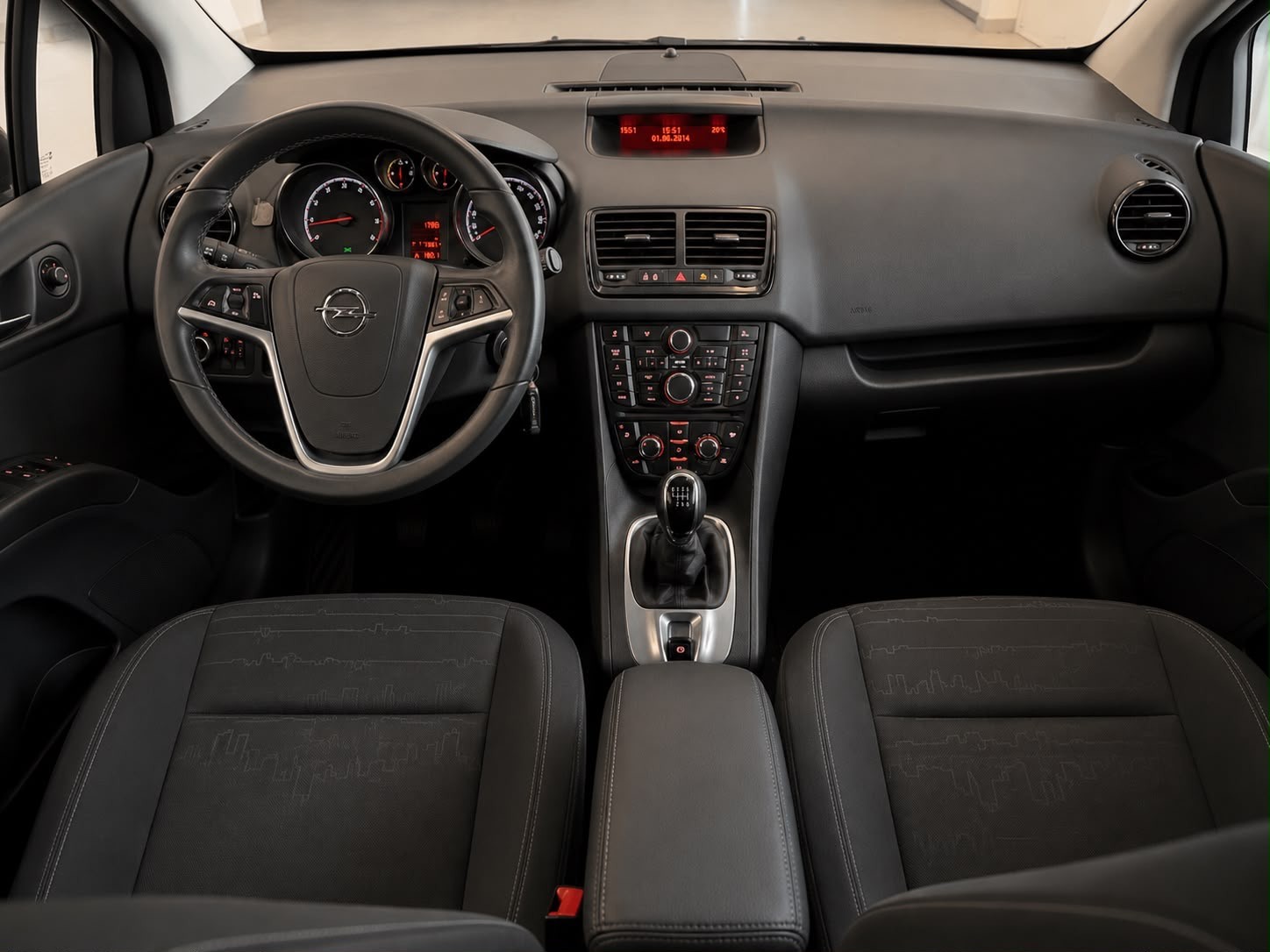 OPEL Meriva 1.4 Turbo Cosmo-image-11