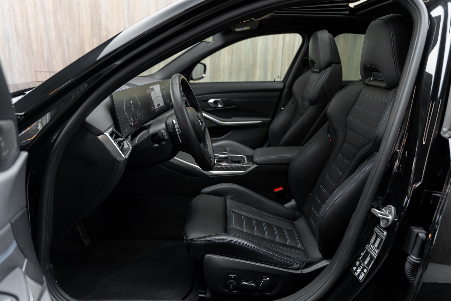 BMW M340d xDrive 48V Steptronic-image-4