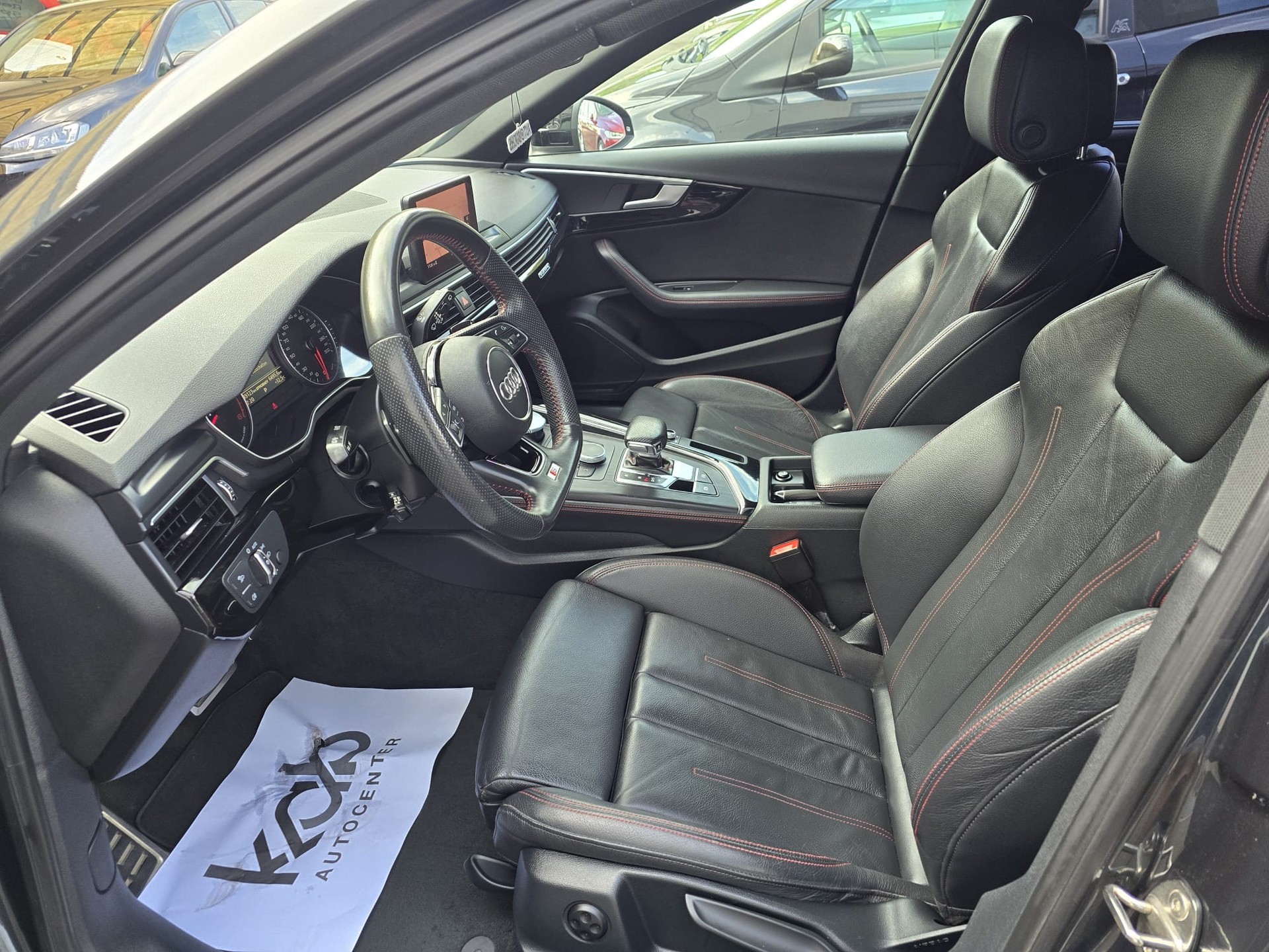 AUDI A4 Avant 40 TDI quattro S-tronic-image-17
