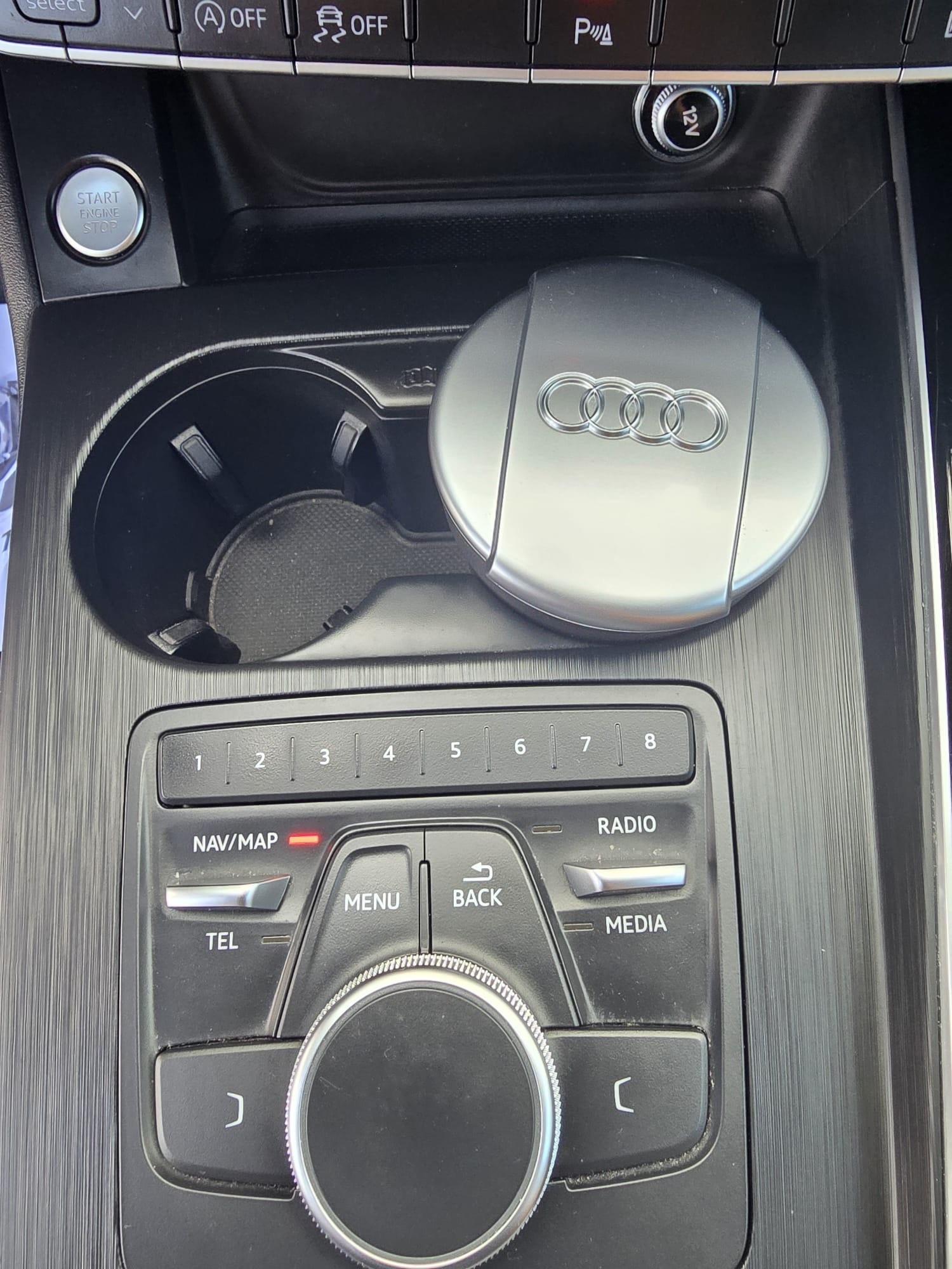 AUDI A4 Avant 40 TDI quattro S-tronic-image-16