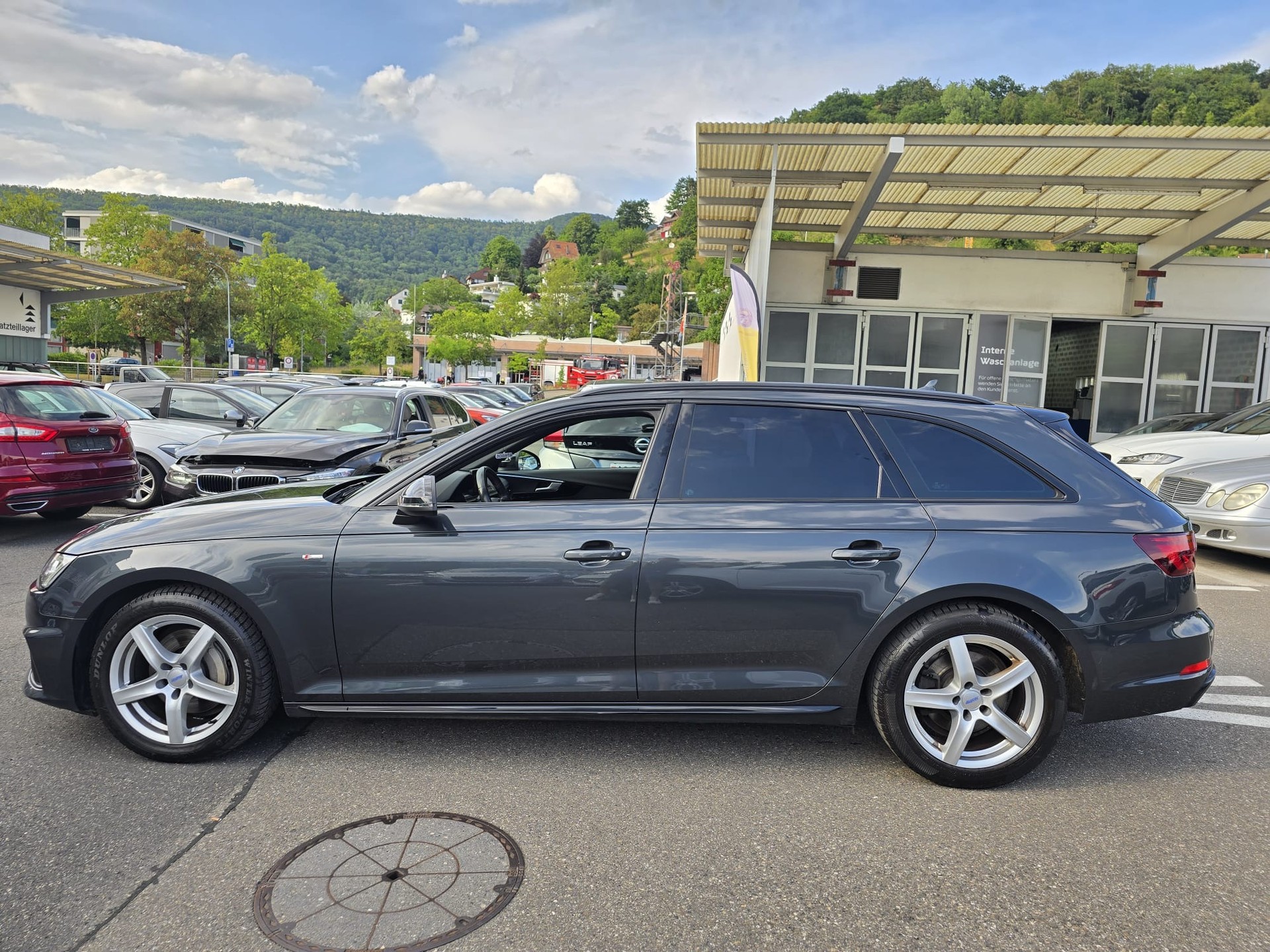 AUDI A4 Avant 40 TDI quattro S-tronic-image-6