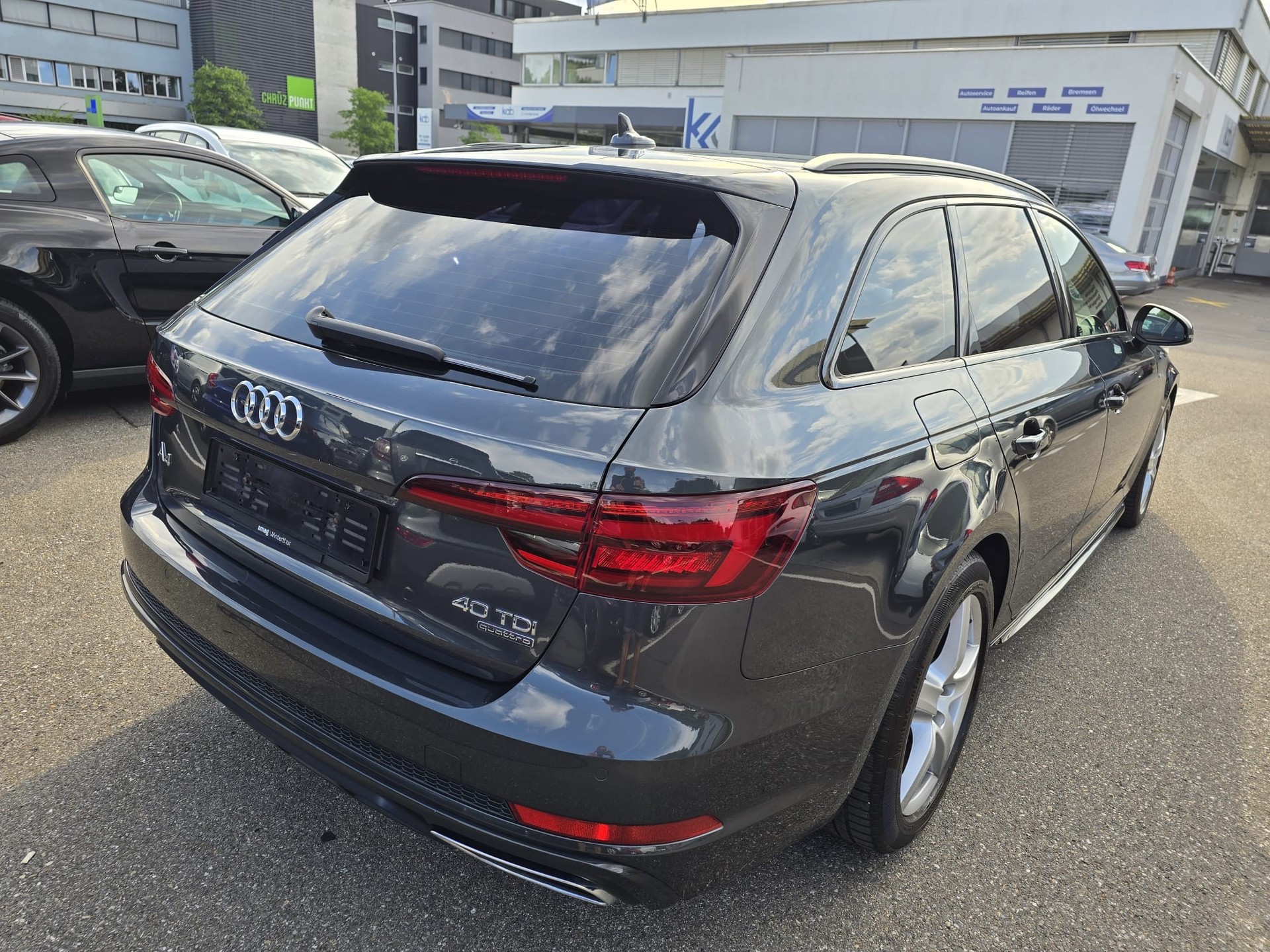 AUDI A4 Avant 40 TDI quattro S-tronic-image-3