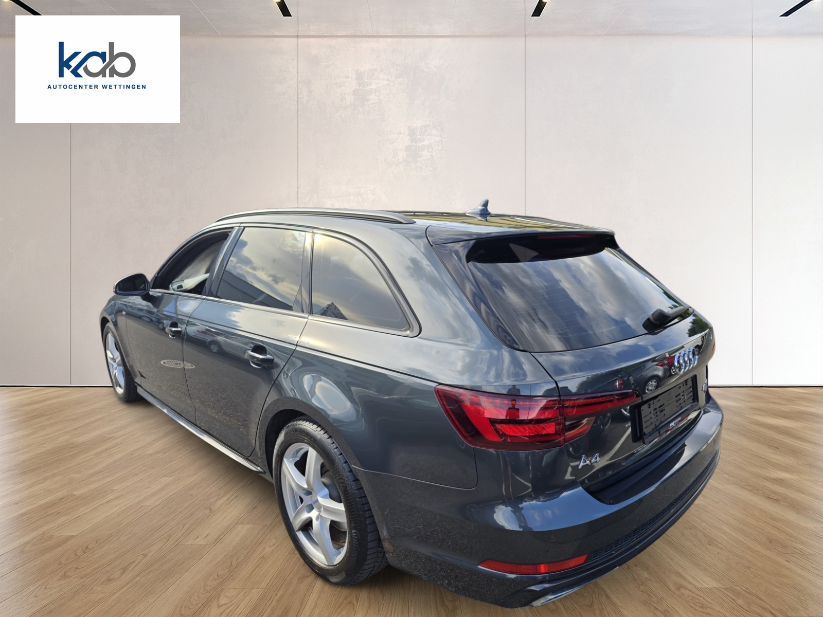 AUDI A4 Avant 40 TDI quattro S-tronic-image-5