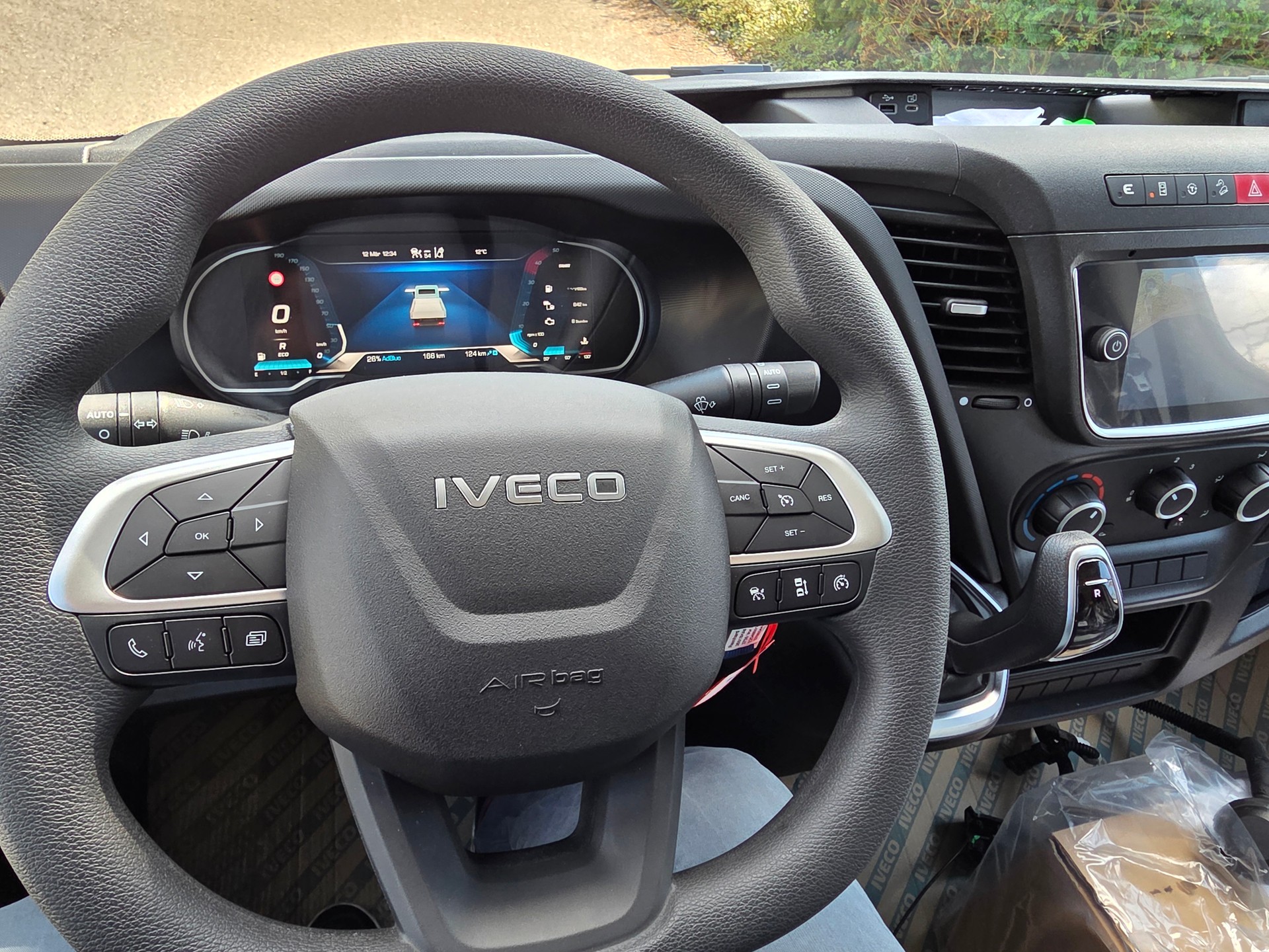 IVECO 35 S 18H A8-image-10