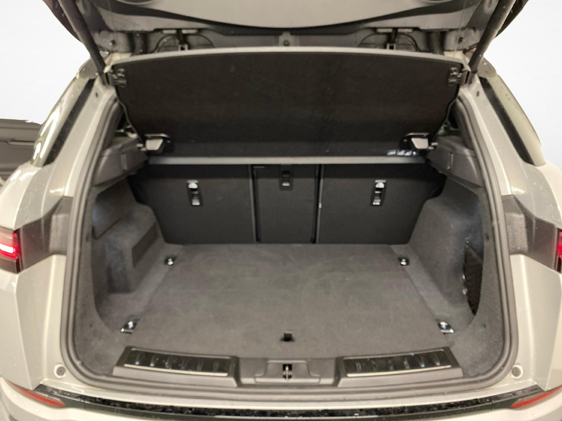LAND ROVER Range Rover Evoque 1.5 T 270e Autobiography-image-12