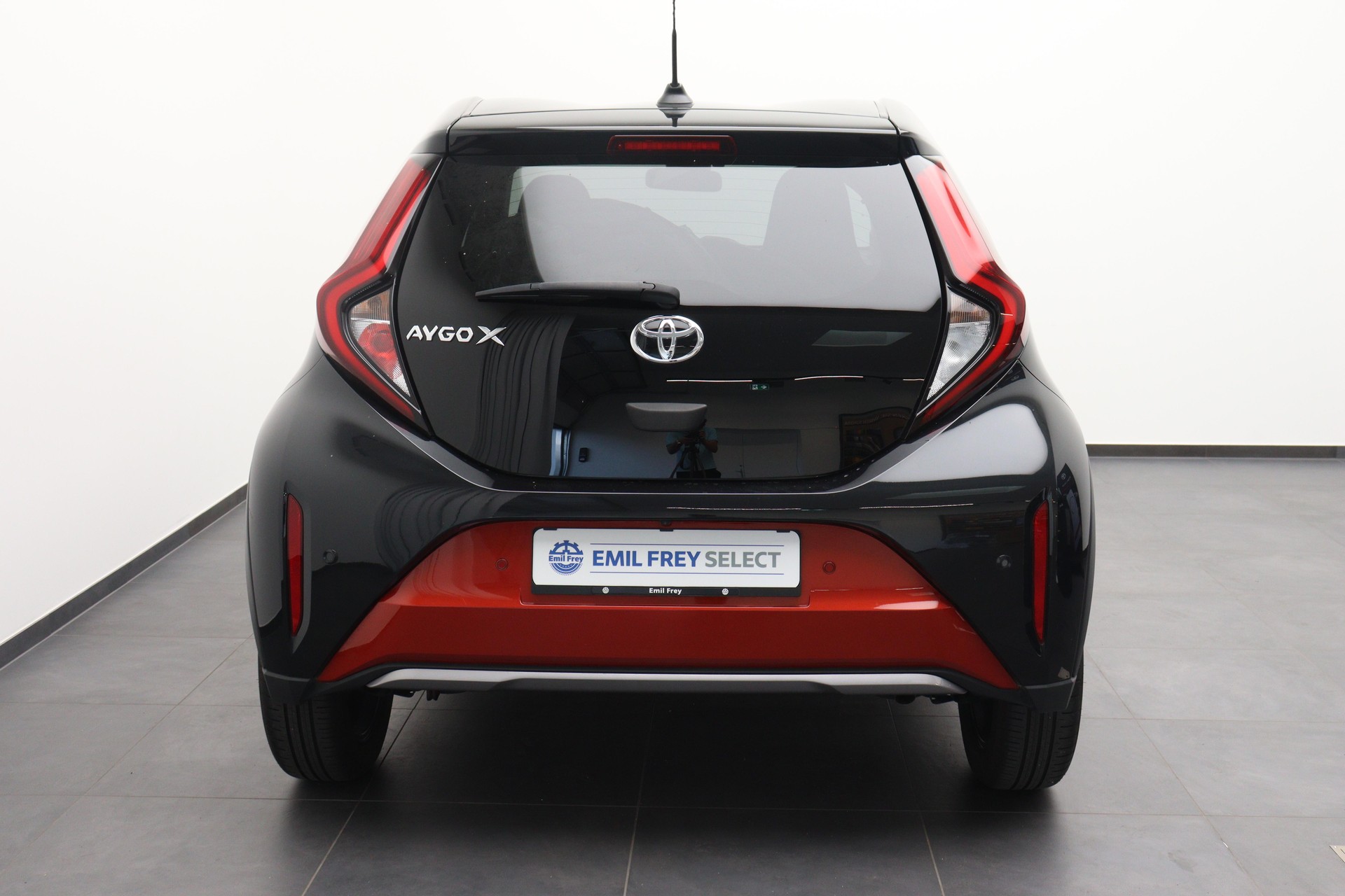 TOYOTA Aygo X 1.0 VVT-i Style-image-4