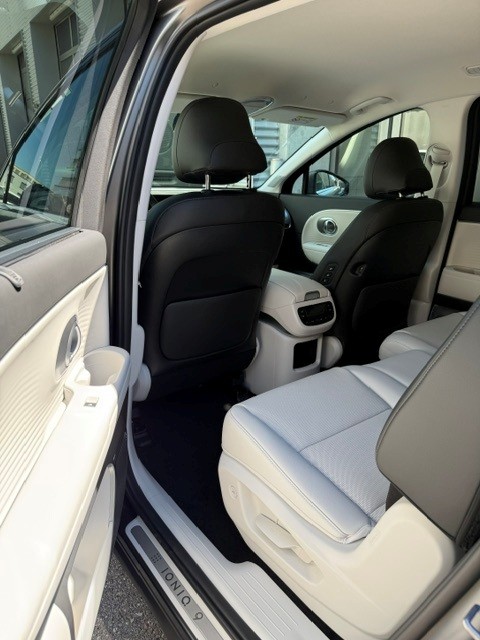 HYUNDAI Ioniq 9 Vertex 4WD-image-14