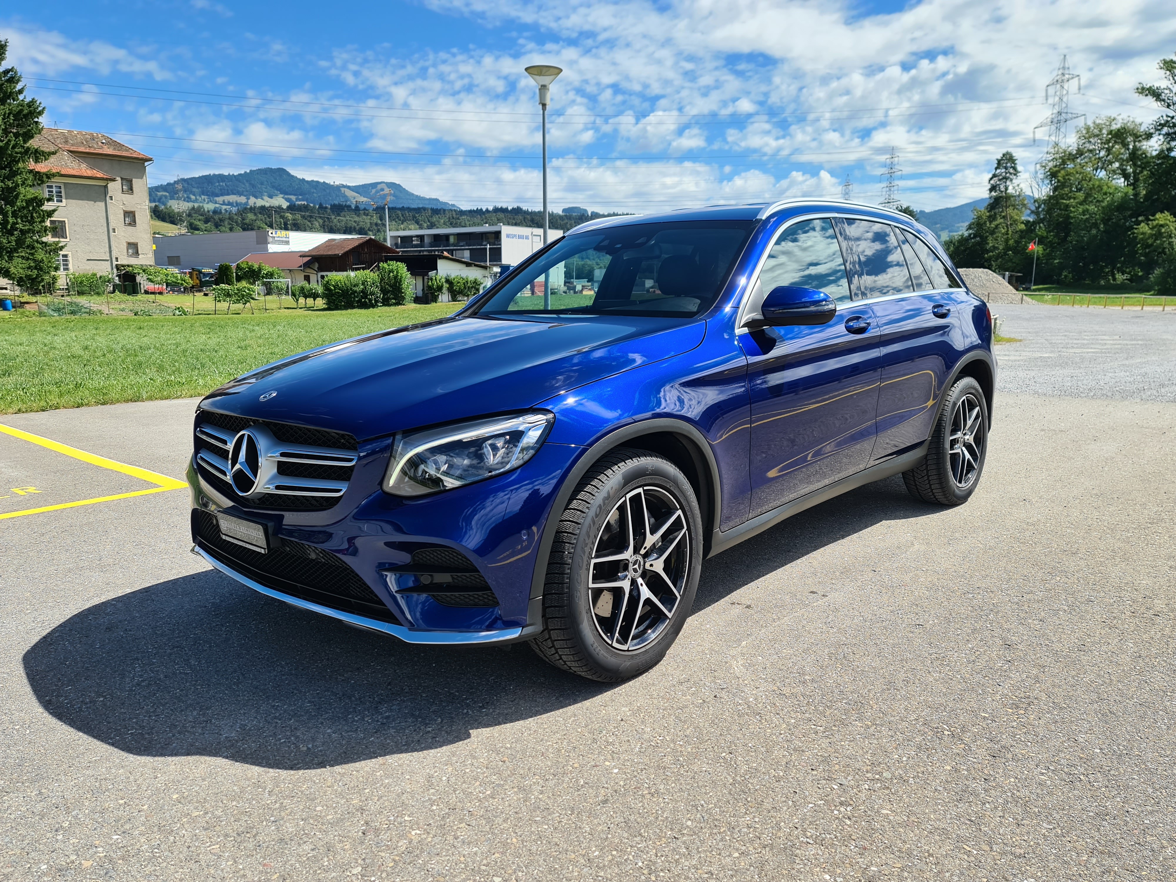Car photo