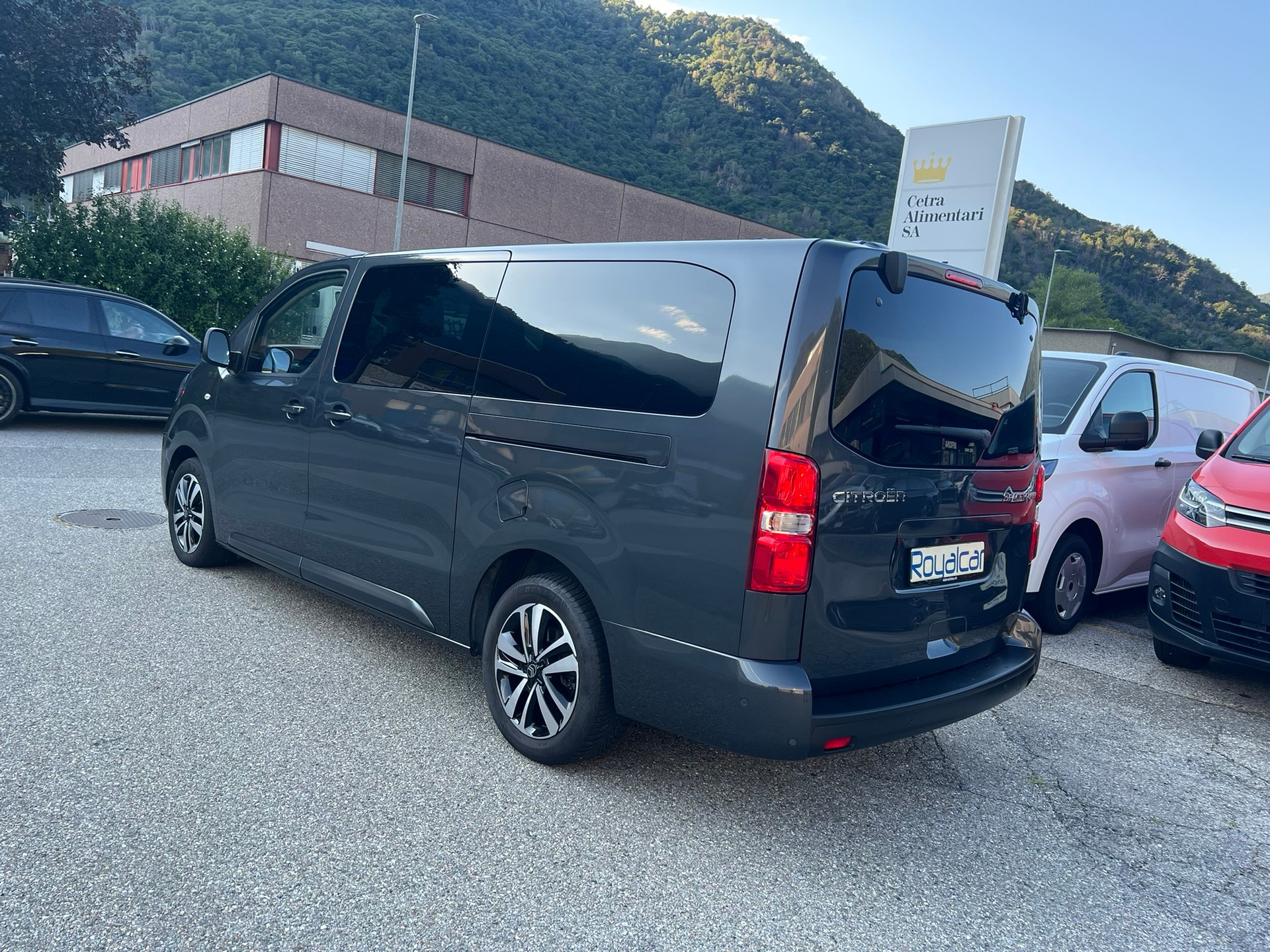 CITROEN Spacetourer 2.0 BlueHDi You XL EAT8-image-4