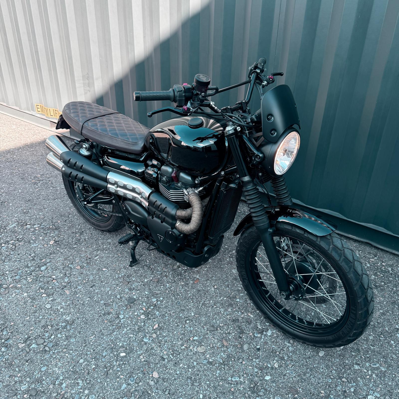 TRIUMPH Street Scrambler 900-showroom-element-3