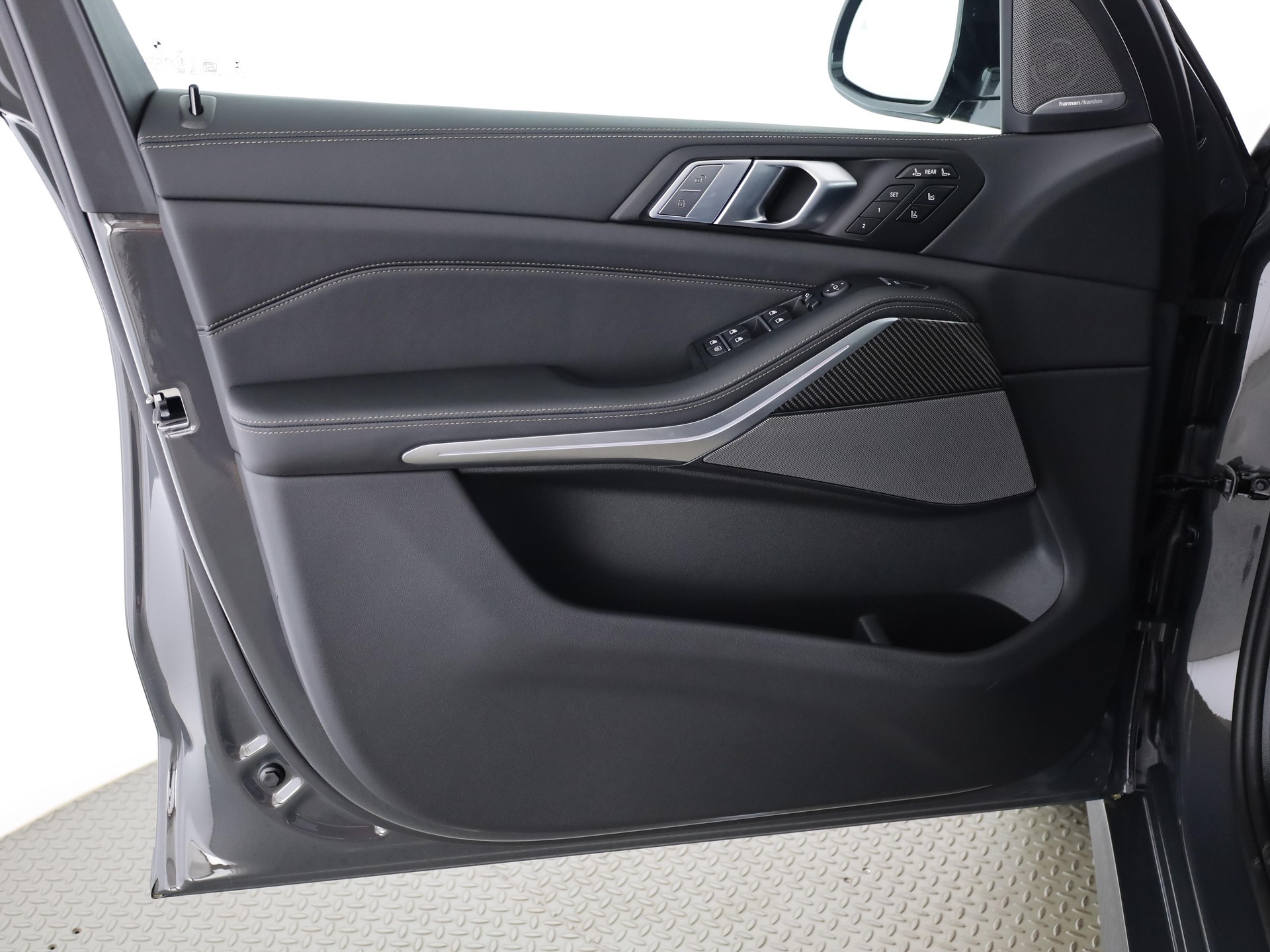 BMW X7 40d xDrive SAG-image-10